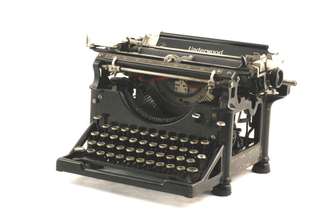 置物 Underwood Standard Typewriter No.5 Underwood Standard No. 5 Typewriter c. 1900-1930s for sale