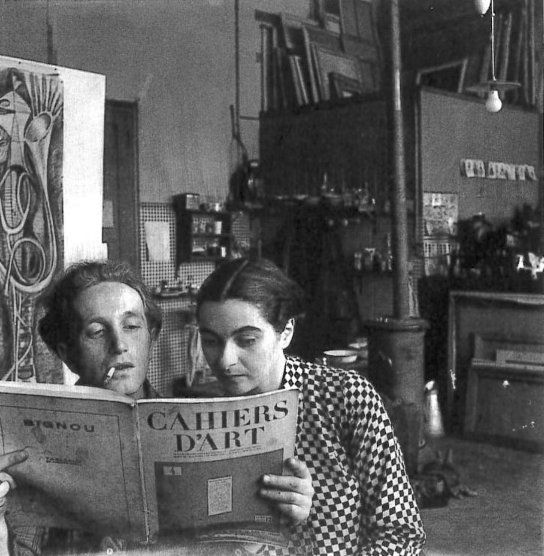 Maria Helena Vieira da Silva e Arpad Szenes nel loro studio, Parigi, 1937 &copy; Willy Maywald, su concessione di Jeanne Bucher Jaeger, Paris-Lisbon