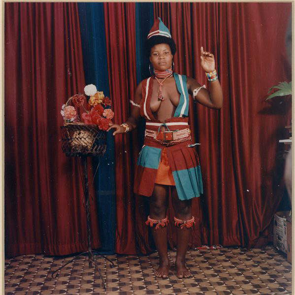 Bob Bobson, Sans titre (1960 ; photographie couleur, 19 x 19 cm)