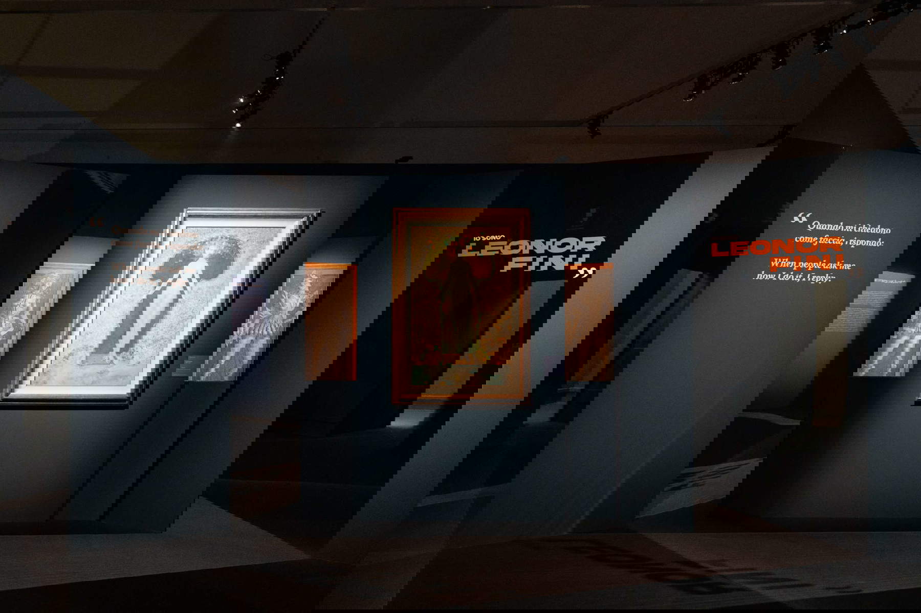 Montaje de la exposición Yo soy Leonor Fini