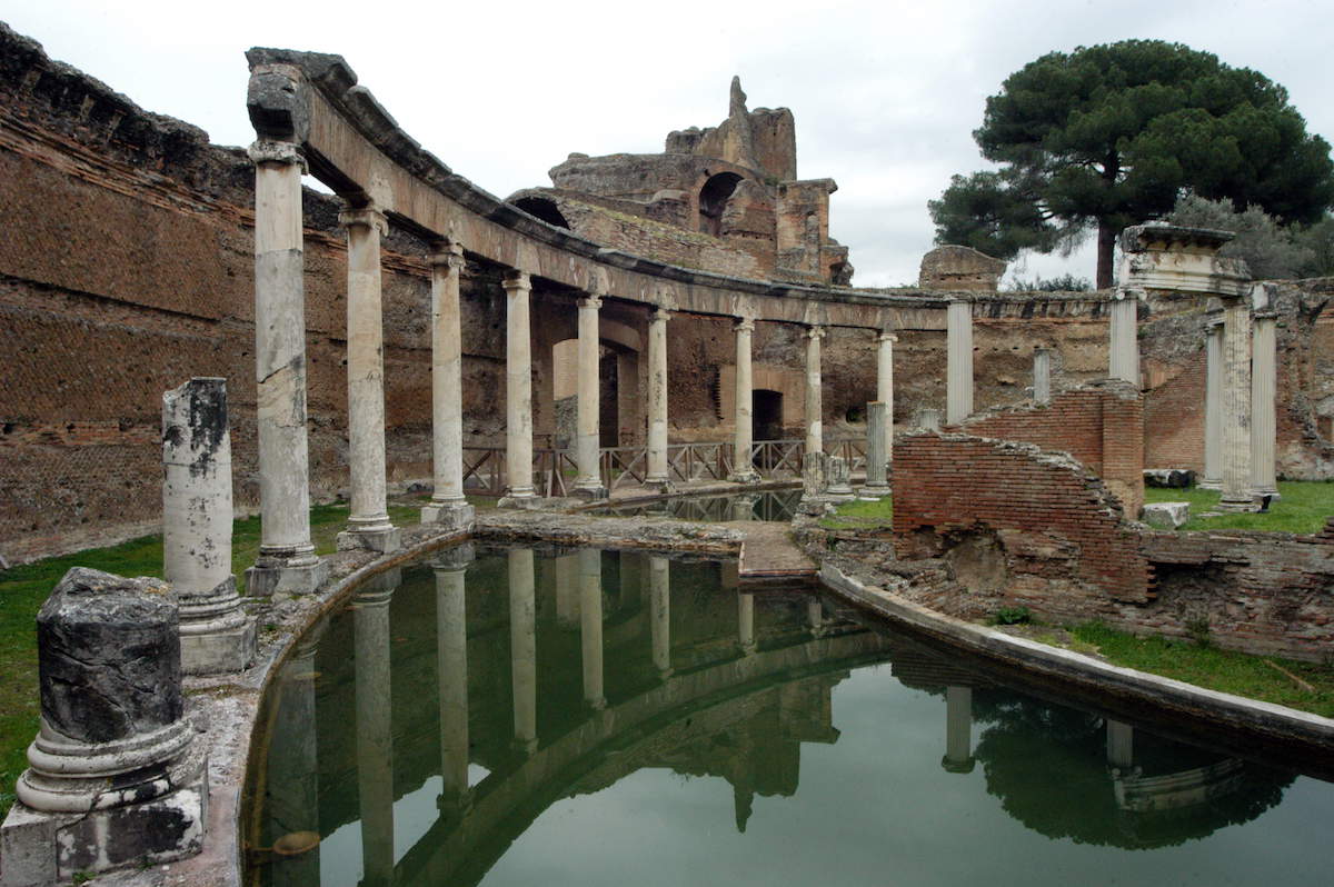 Villa Adriana, Teatro Marittimo
 Villa Adriana, Teatro Marittimo