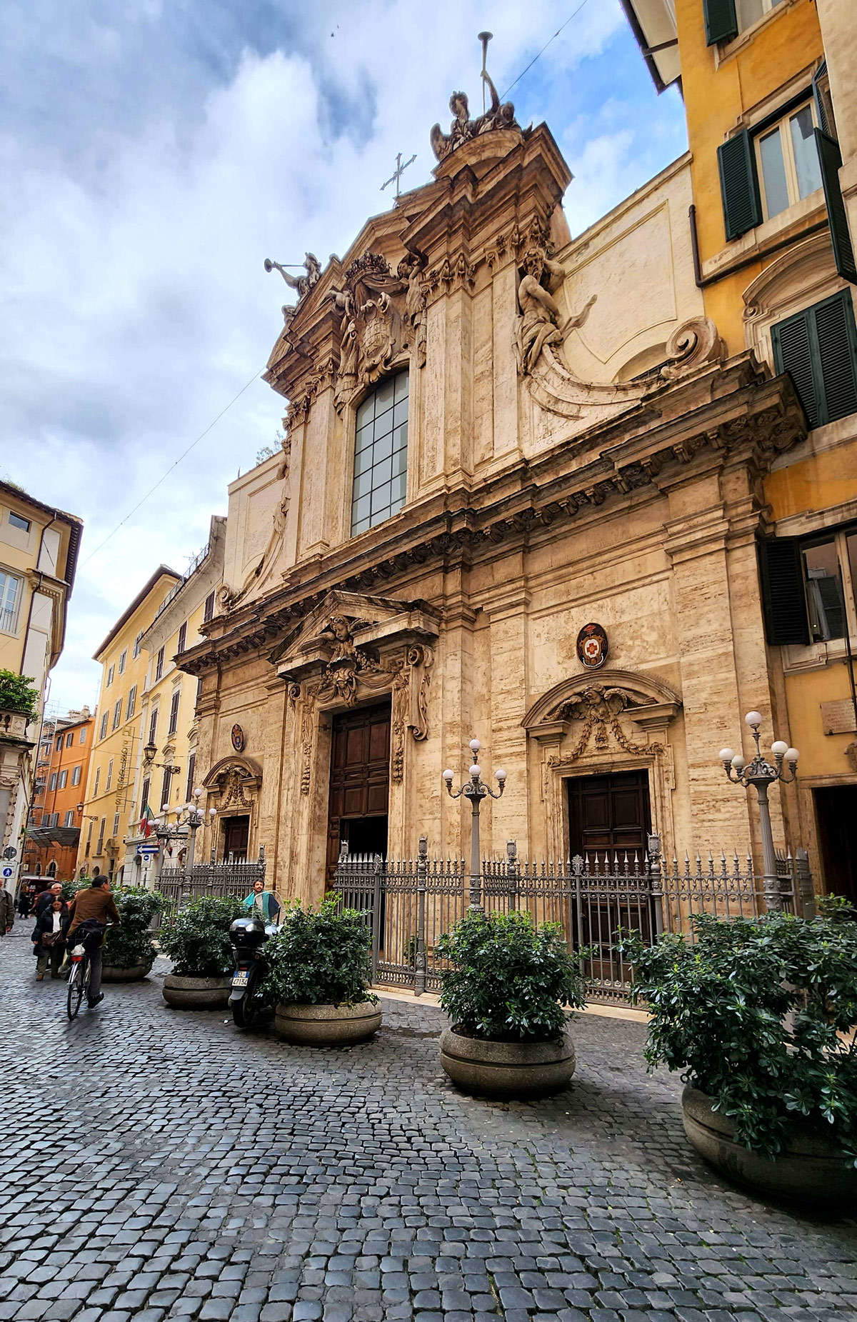 Sant'Antonio dei Portoghesi, la fachada Sant'Antonio dei Portoghesi, la fachada