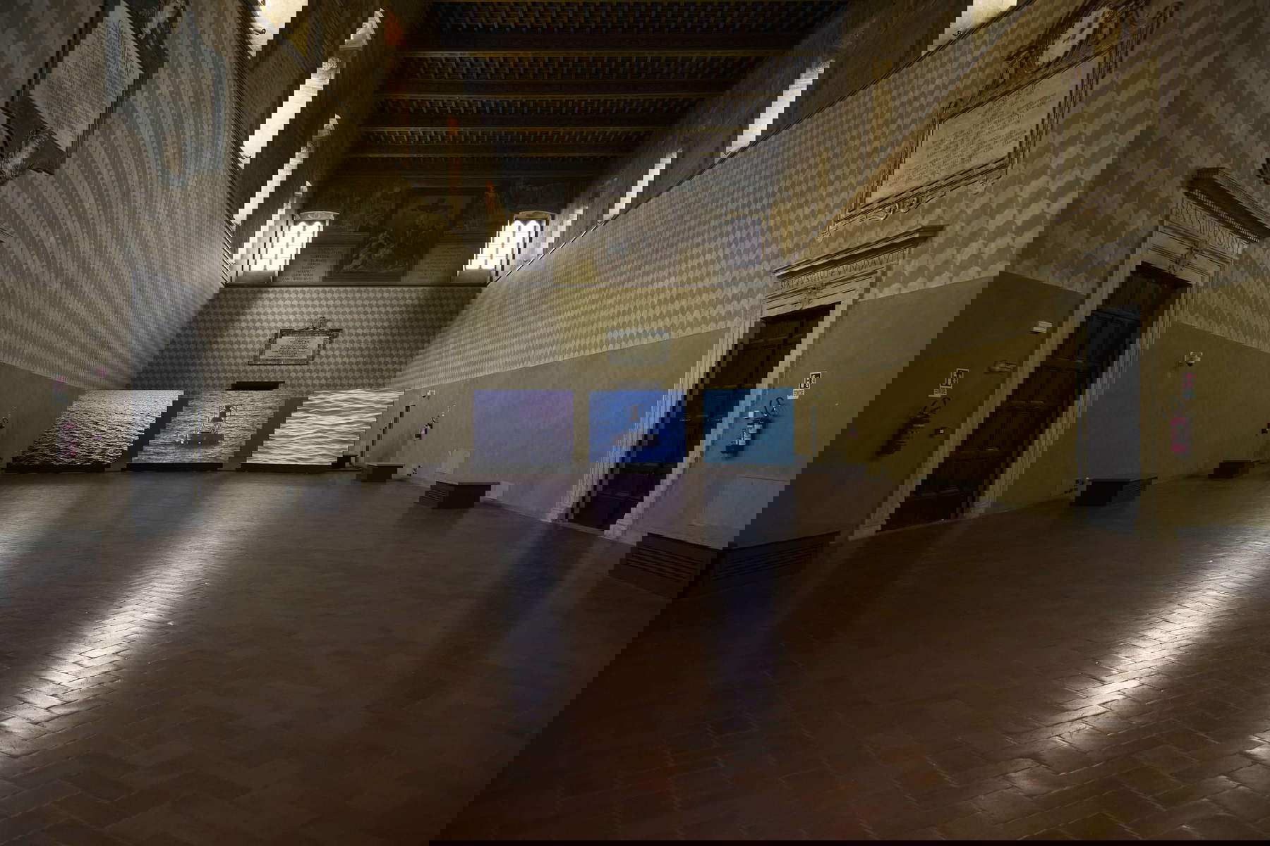 Adrian Paci, The bell tolls upon the waves (2024). Foto: Francesco Gili. Su concessione di Adrian Paci e Dicastero per la Cultura e l'Educazione della Santa Sede