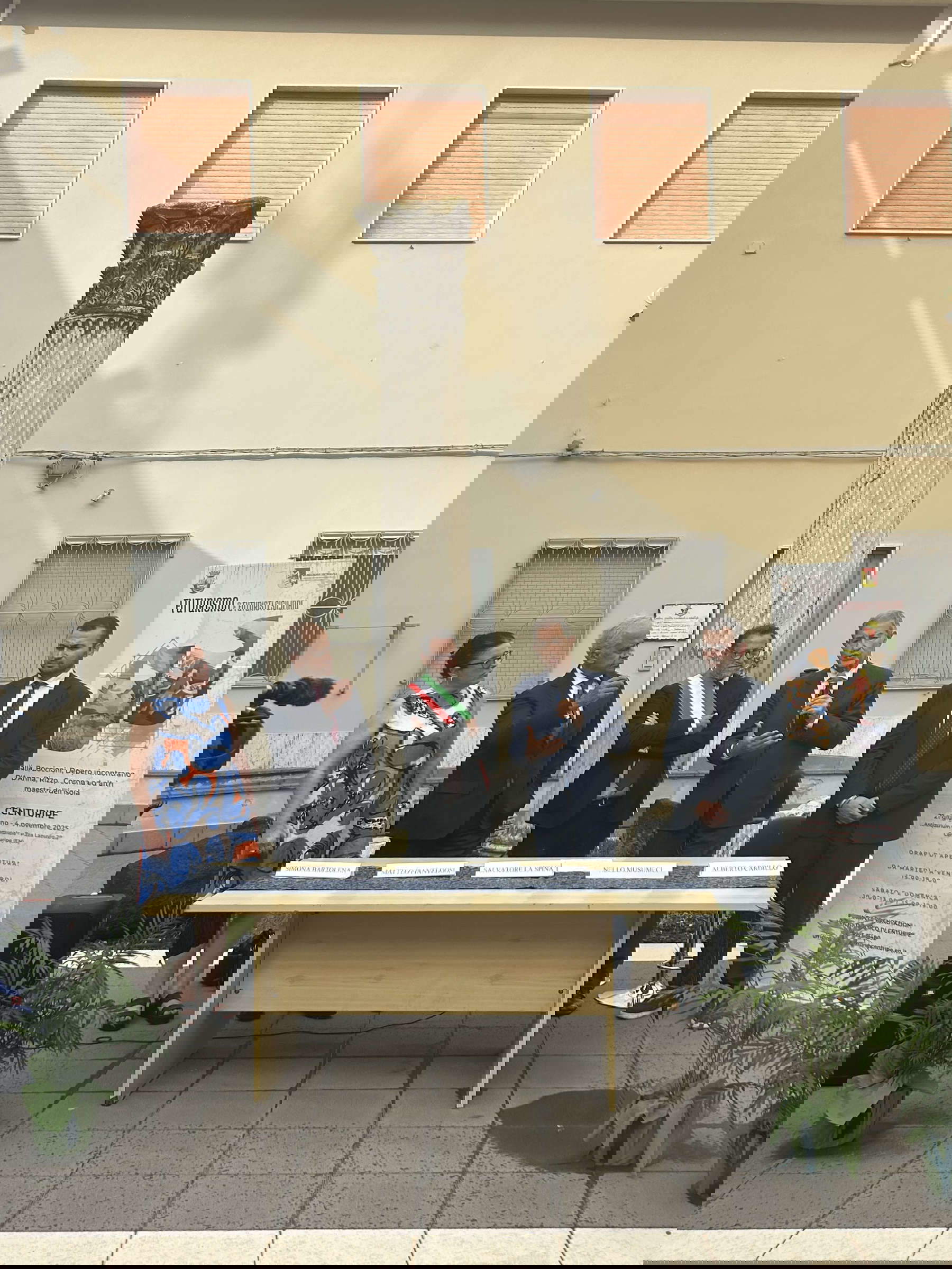 Opening of the exhibition Futurism and Sicilian Futurists, with curator Simona Bartolena, the mayor between ministers Piantedosi and Musumeci, and Alberto Cardillo, chief of staff of the regional assessor's office