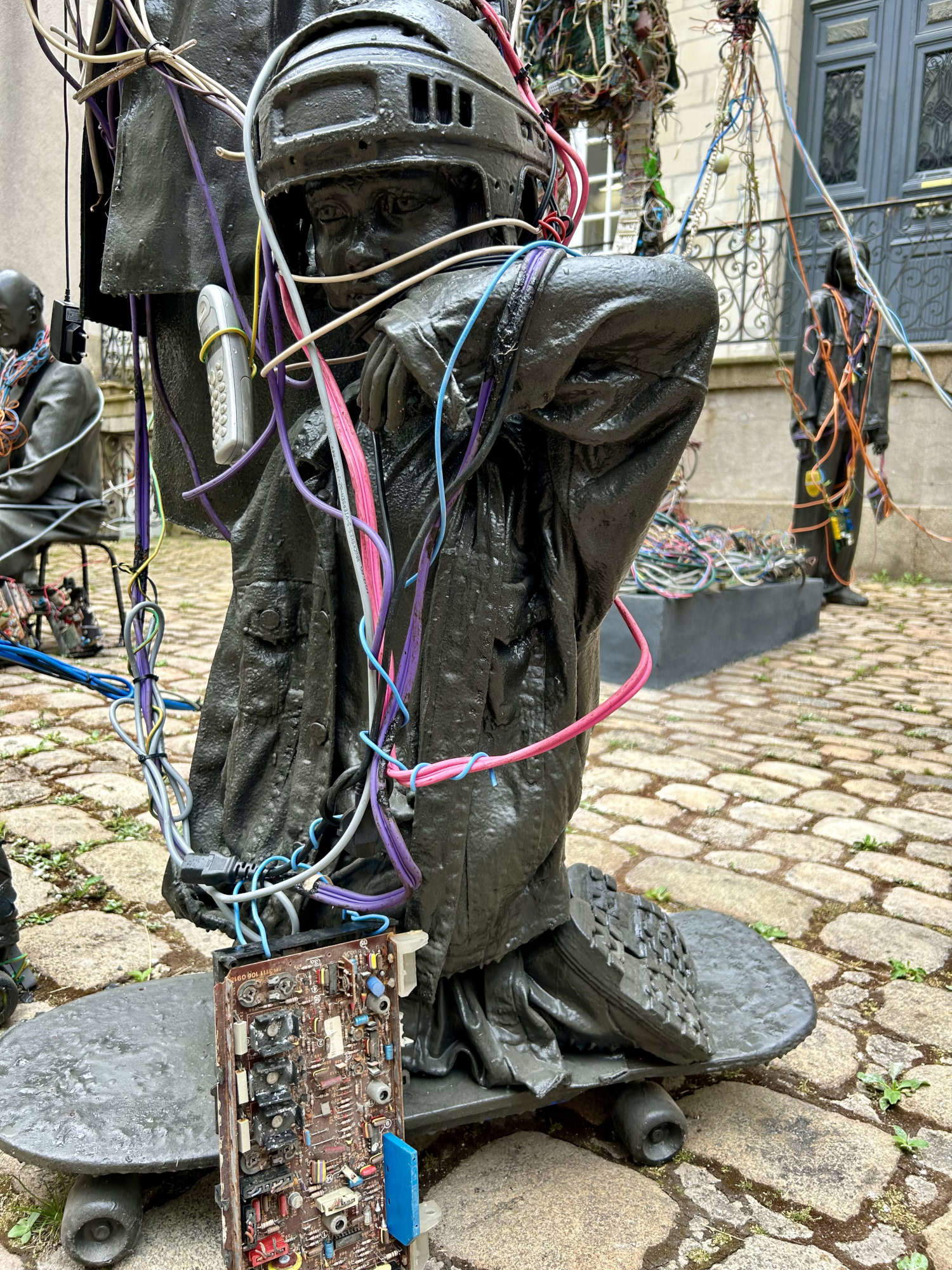 Gloria Friedmann, Absurdistan