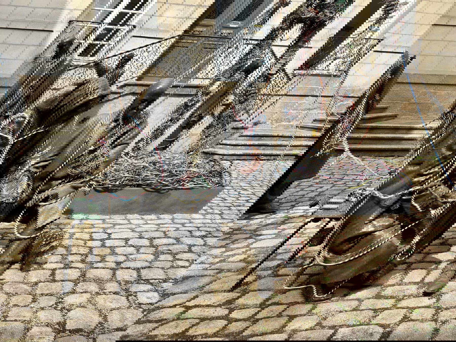 Gloria Friedmann, Absurdistan