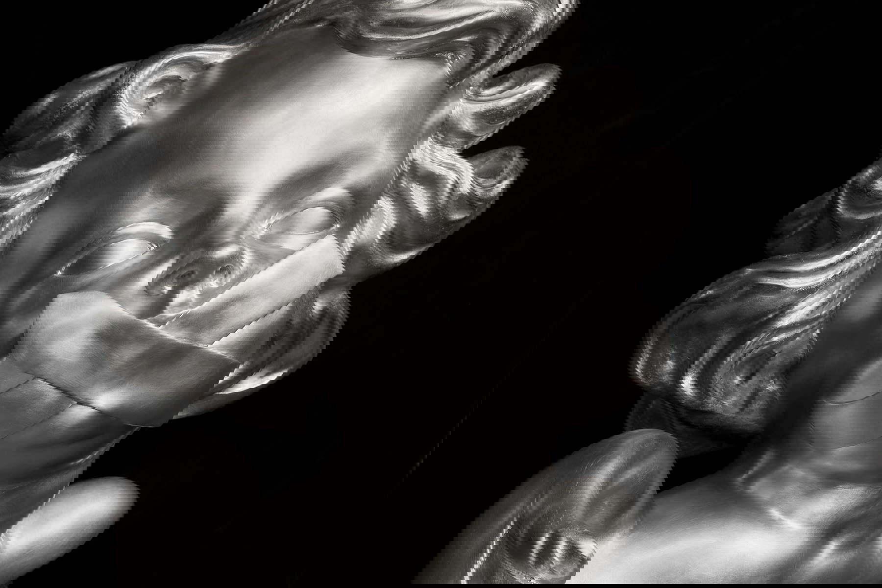 Rachel Lee Hovnanian, Angels Listening (2022). Photo: Giovanni Ricci