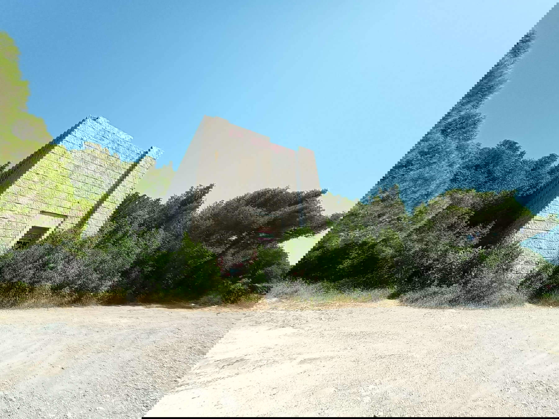Ruins of the unfinished mausoleum of Costanzo Ciano, Livorno. Photo: Federico Giannini