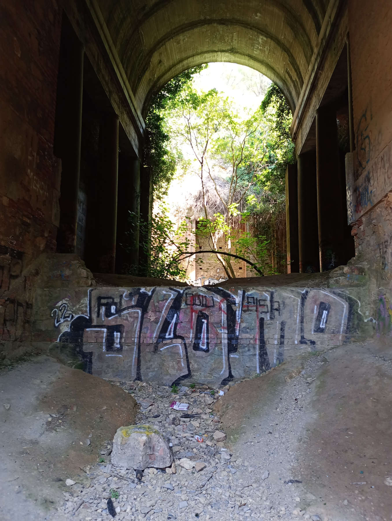 Ruins of the unfinished mausoleum of Costanzo Ciano, Livorno. Photo: Federico Giannini