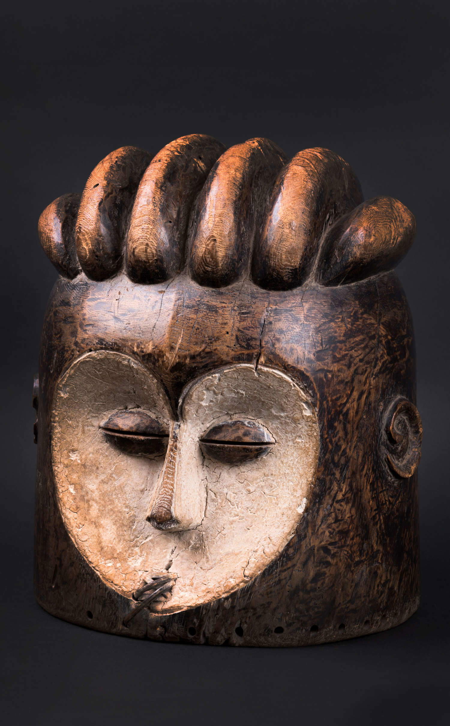 Kwese (Kikwese, Pindi, Ukwese, Bakwese, Bakweze, Kikwese, Kweses, Kweze), DR of Congo (formerly Zaire), Helmet mask