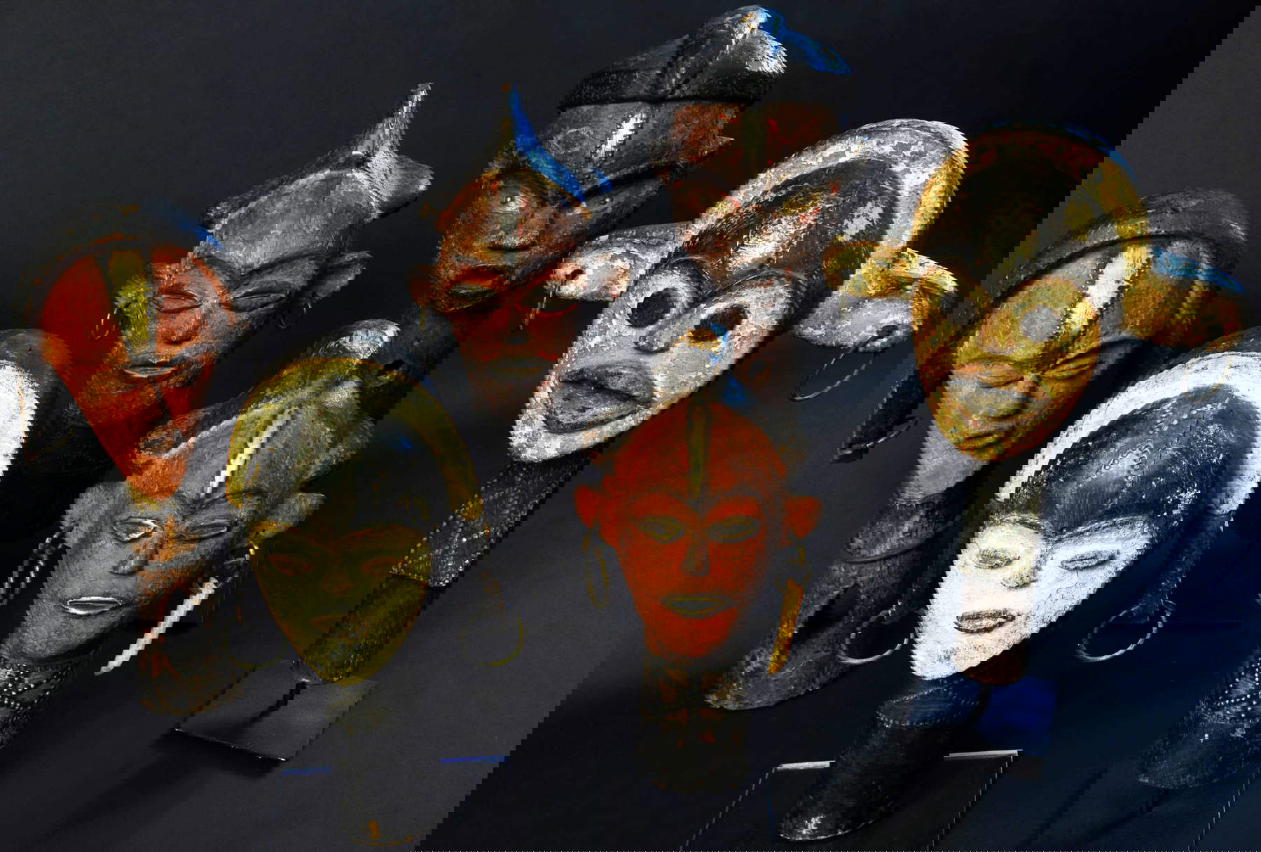 Tsogho (pl. Mitsogho), Gabon, Tsogho Reliquaries: gh&eacute;onga bust, Mburiiba reliquary heads.