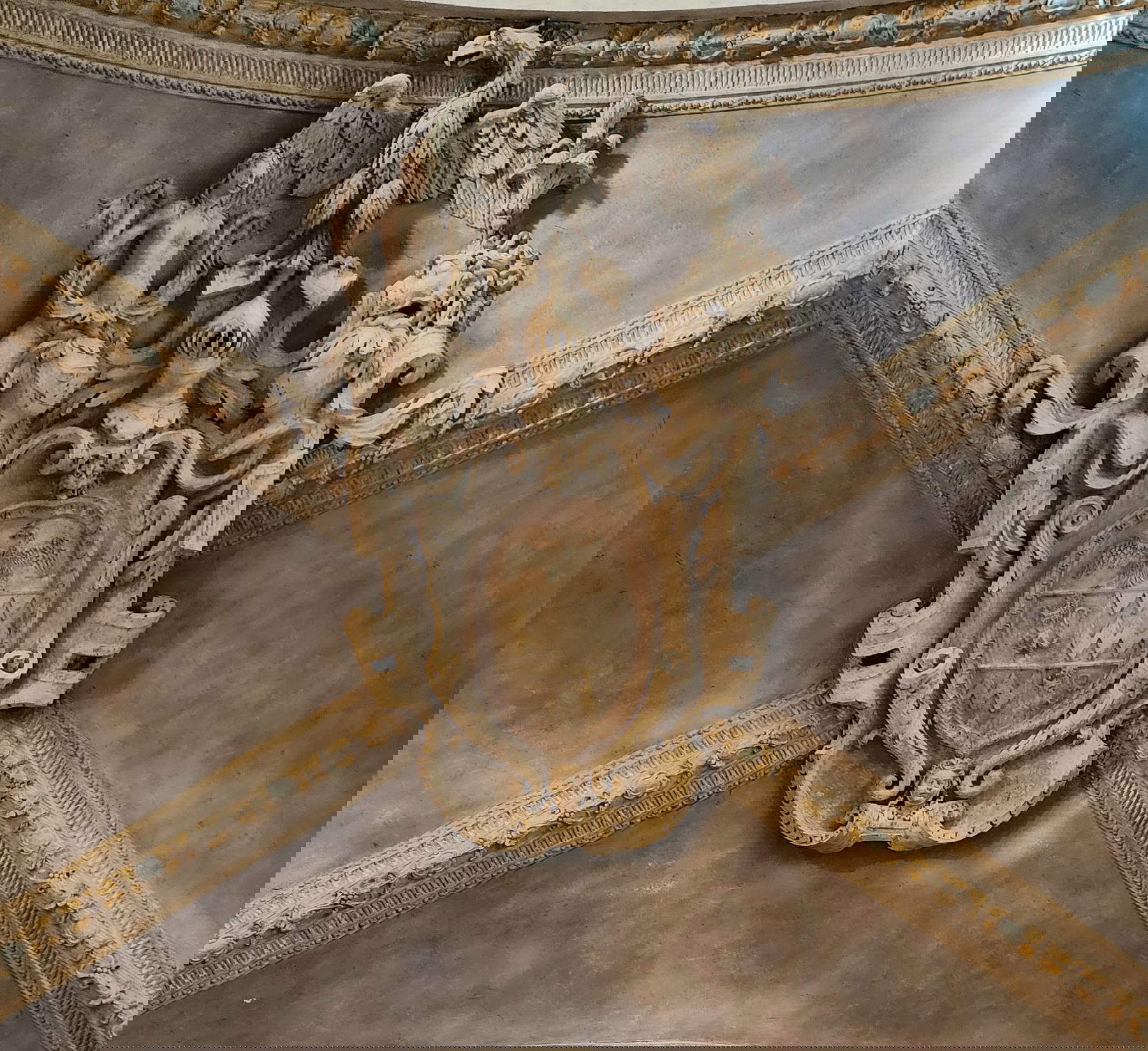 Escudo de los Vistarini