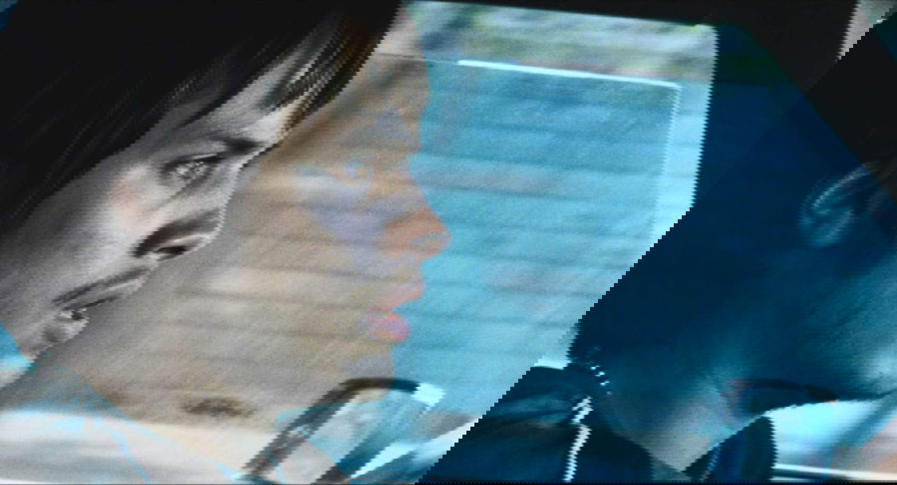 Fotogramma del film Amores Perros (2000) di Alejandro G. I&ntilde;&aacute;rritu