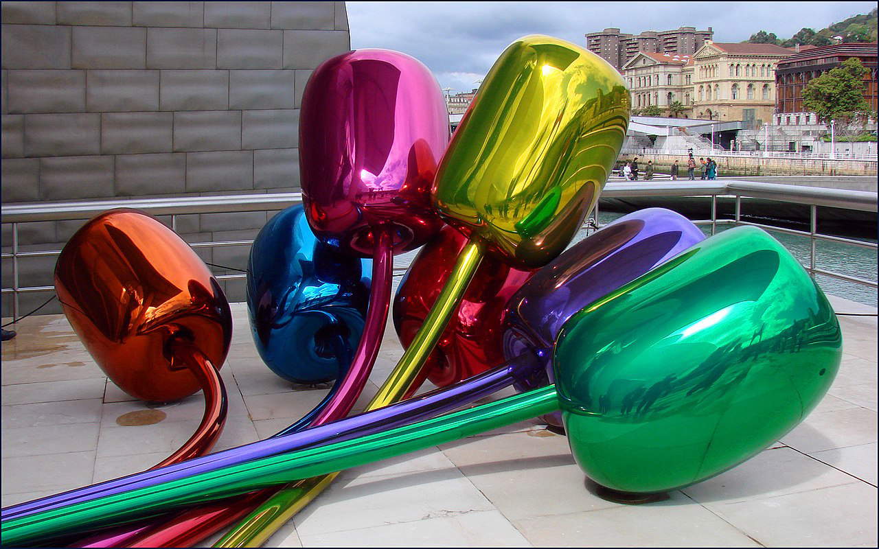 Jeff Koons, Tulipanes (1995-2004; acero inoxidable; Bilbao, Guggenheim) Jeff Koons, Tulipanes (1995-2004; acero inoxidable; Bilbao, Guggenheim)