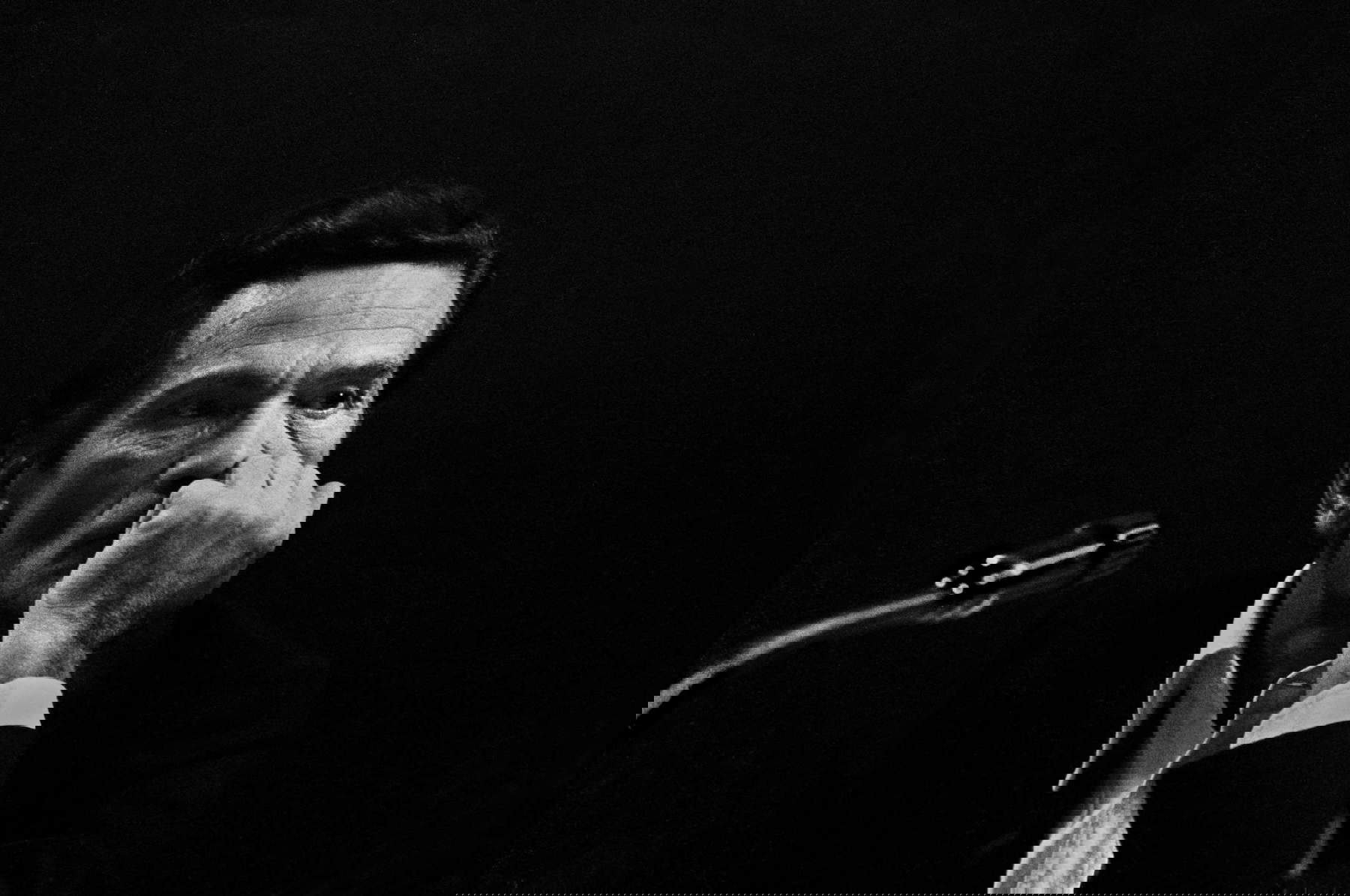 Letizia Battaglia, Pier Paolo Pasolini al Circolo Turati (Milano, 1972) © Archivio Letizia Battaglia Letizia Battaglia, Pier Paolo Pasolini al Circolo Turati (Milano, 1972) © Archivio Letizia Battaglia