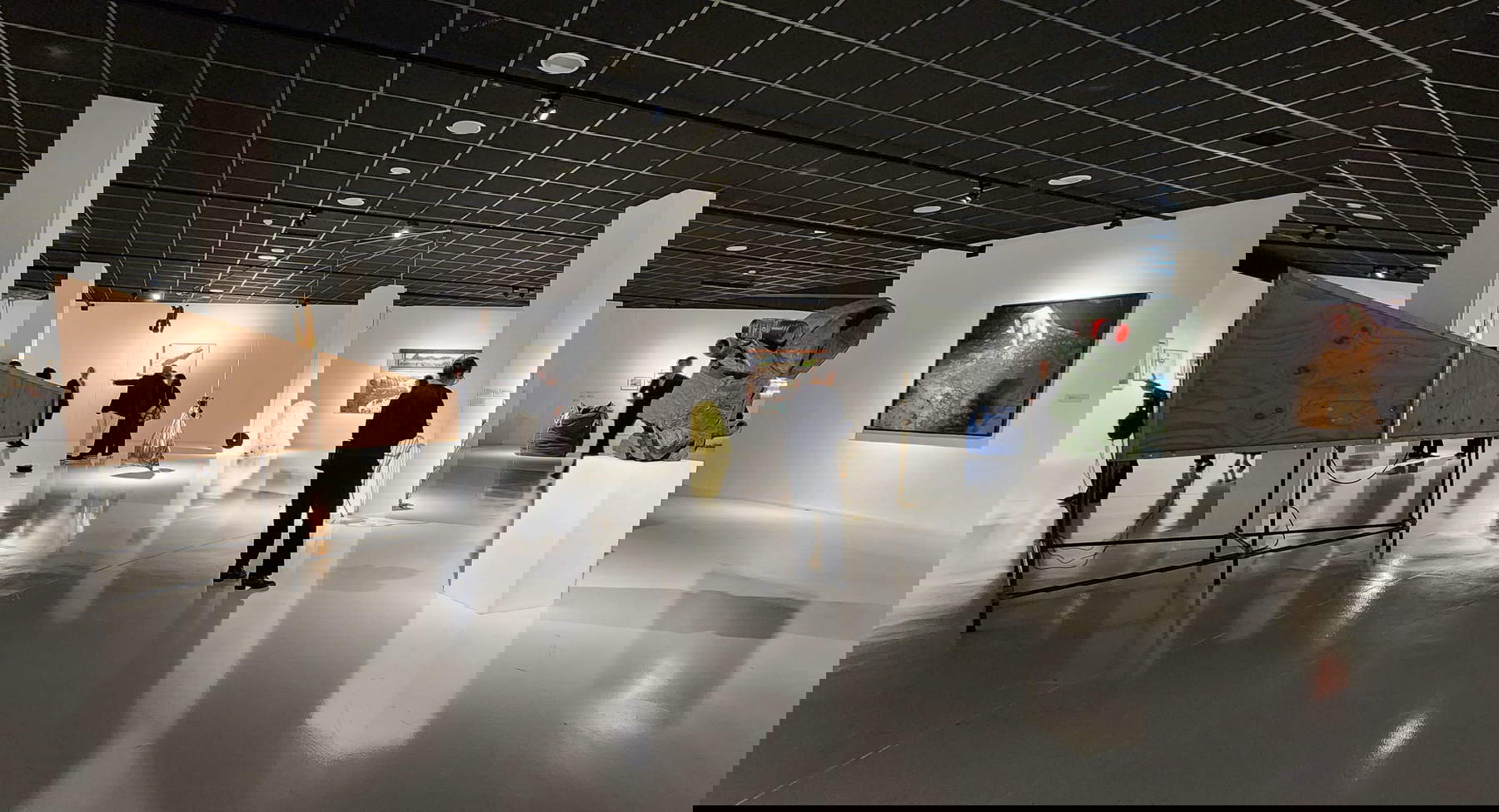 Fondazione Patrizia Sandretto Re Rebaudengo, exposition News from the near future. Photo : Federico Giannini