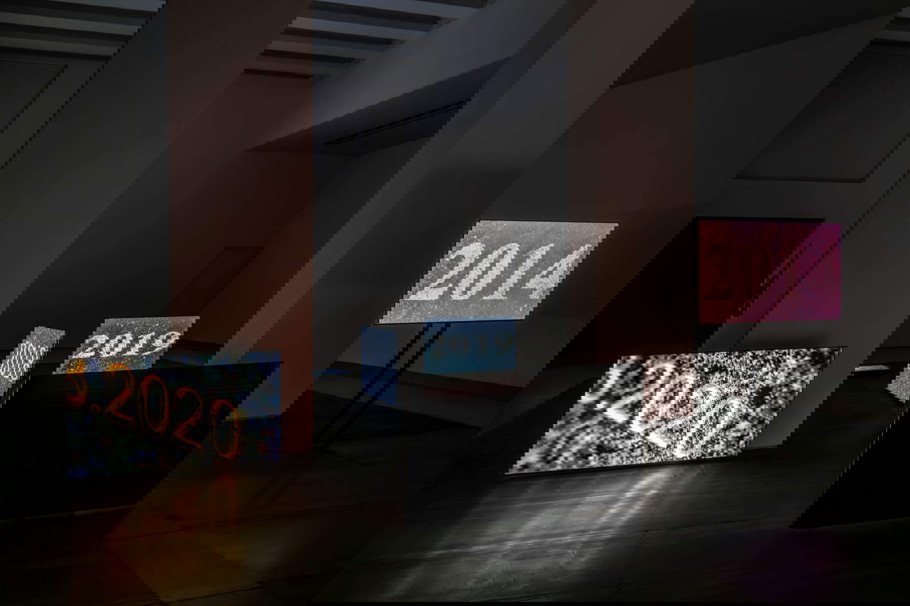 Open Group, Years. Installation at Tenuta dello Scompiglio (Vorno, Capannori, Lucca). Photo: Leonardo Morfini