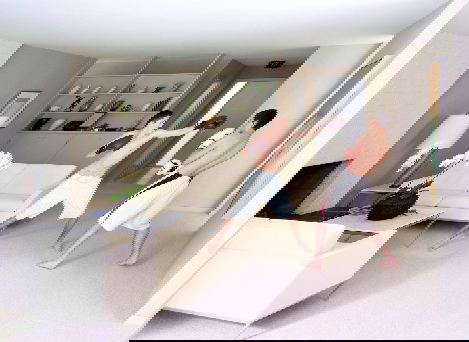 Jeff Wall, Boxe (2011 ; impression au jet de lumière, 215 x 295 cm). Avec l'aimable autorisation de l'artiste