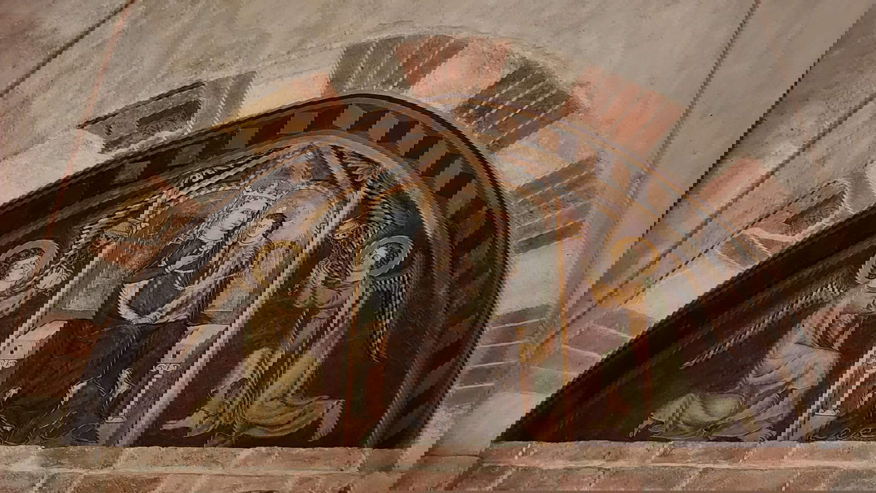 Abbazia di Santa Maria di Vezzolano. Foto: Federico Giannini