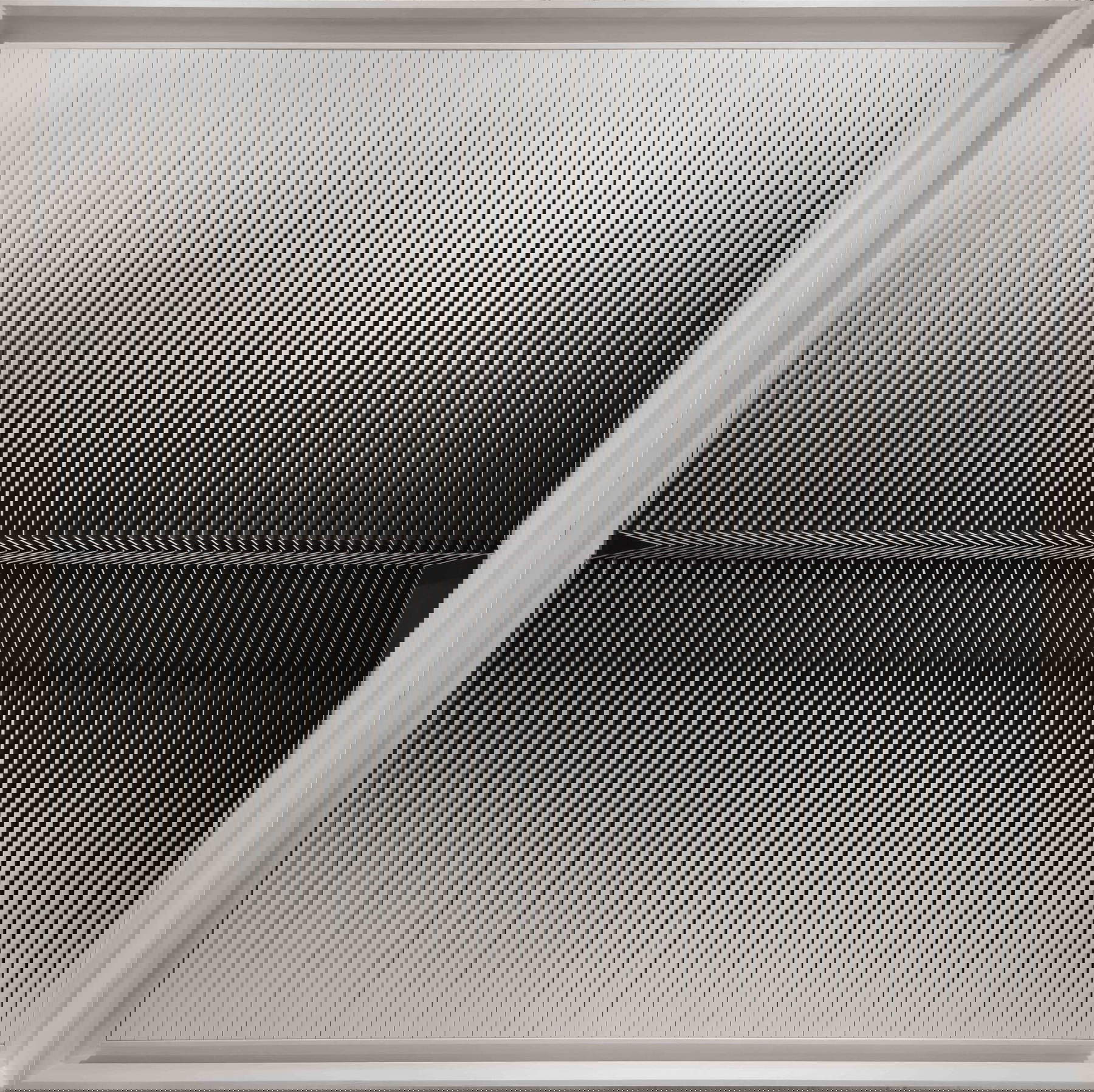 Alberto Biasi, Dal bianco il nero, dalla notte il giorno (1980; rilievo in tela e acrilico su tavola, 145 x 145 cm) Alberto Biasi, Dal bianco il nero, dalla notte il giorno (1980; rilievo in tela e acrilico su tavola, 145 x 145 cm)