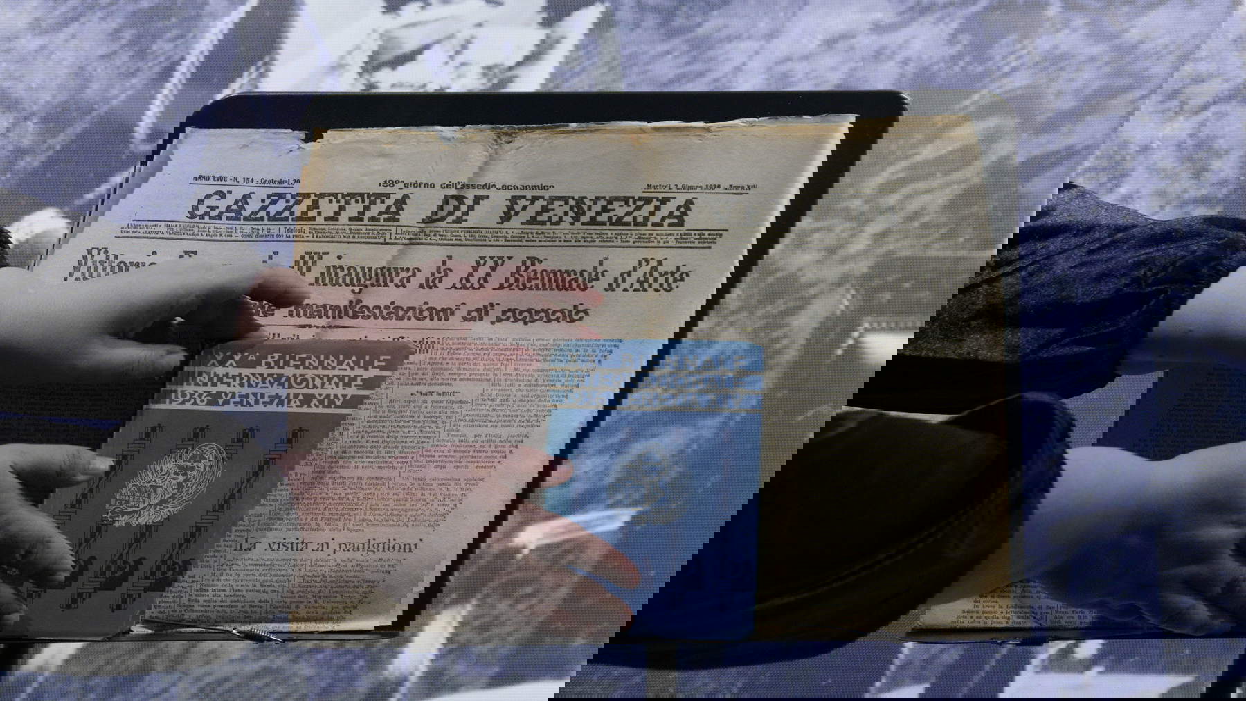 Alessandra Ferrini, Unsettling Genealogies (2024; Installazione video, still dal video). Su concessione dell'artista.