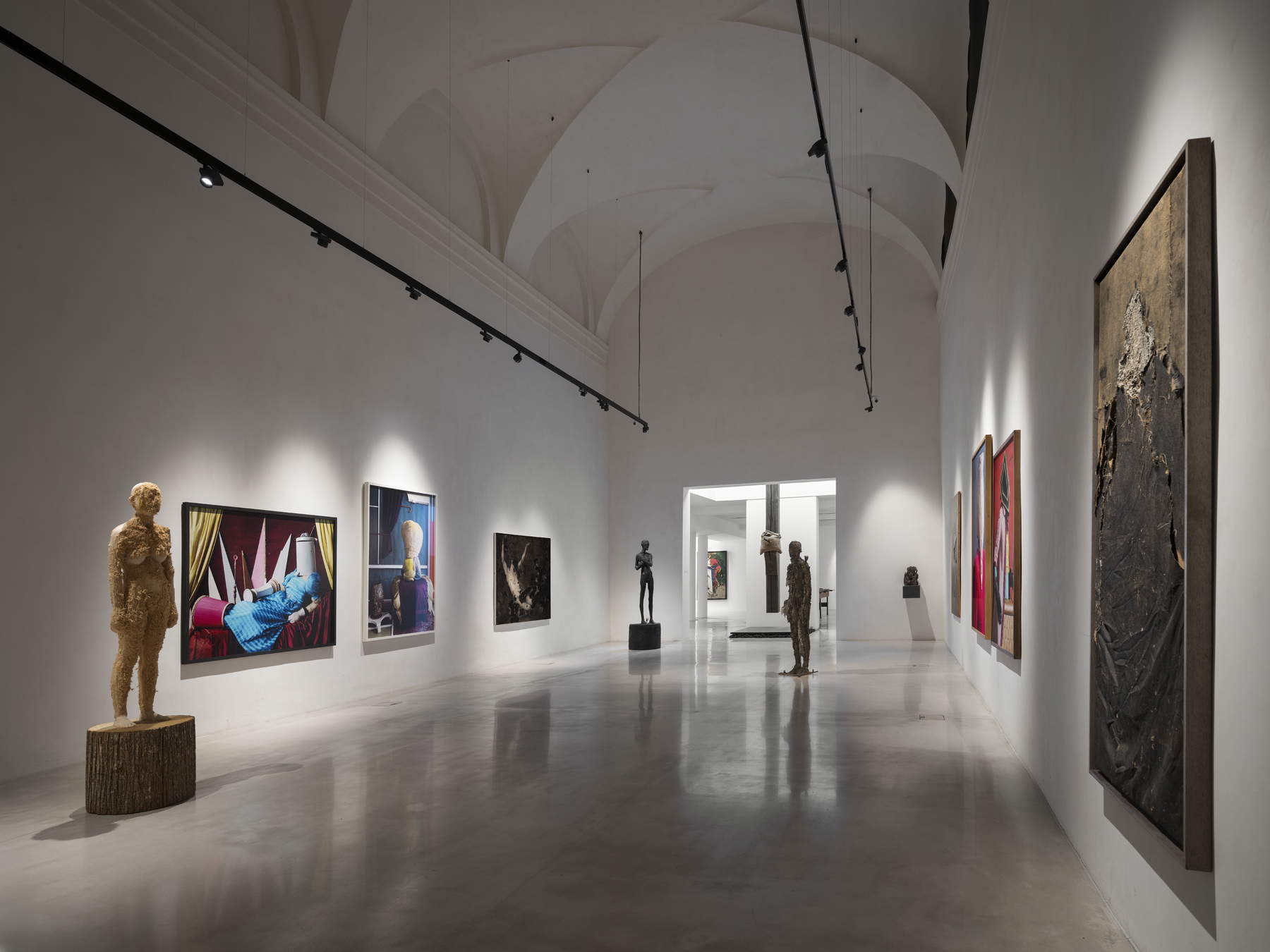 Allestimenti della mostra  Damnatio Figurae: Dalla negazione dell&rsquo;immagine al ritratto