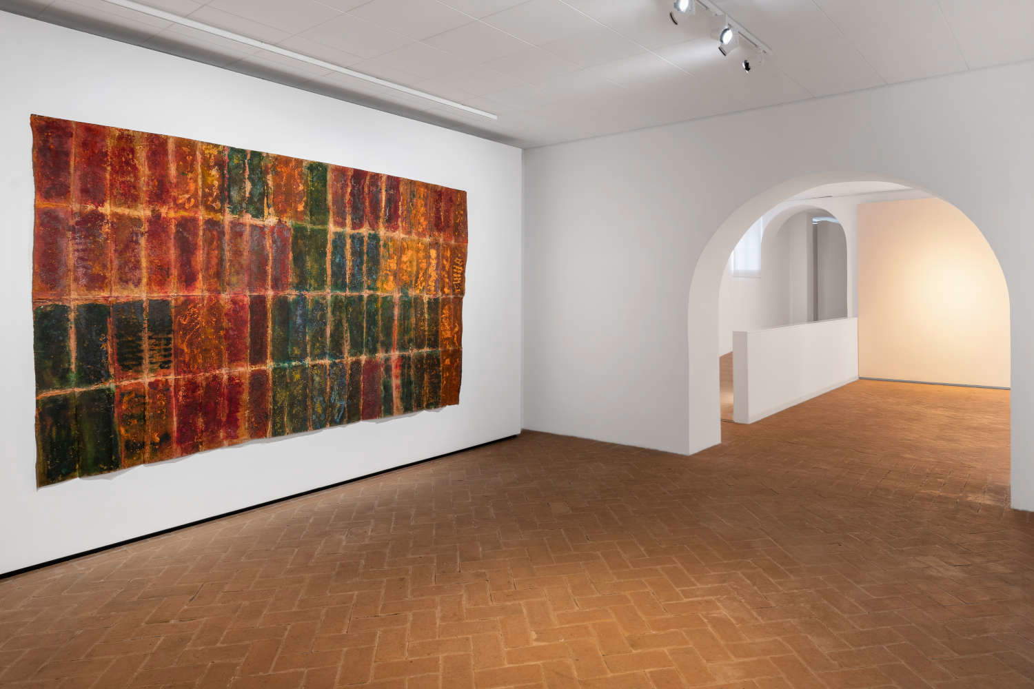 Montaje de la exposición de Renata Boero. Teleri