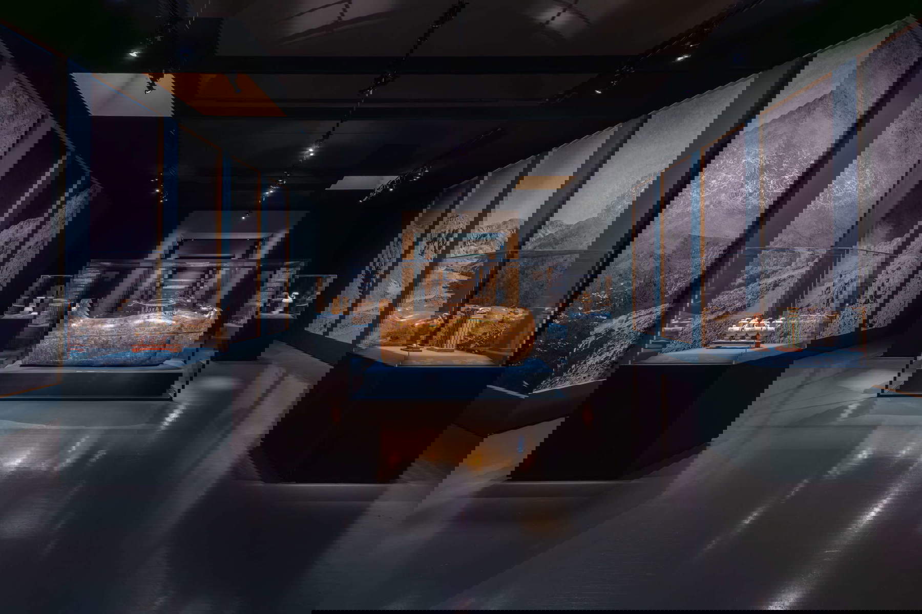 Montaje de la exposición. Fotos: Monkeys Video Lab