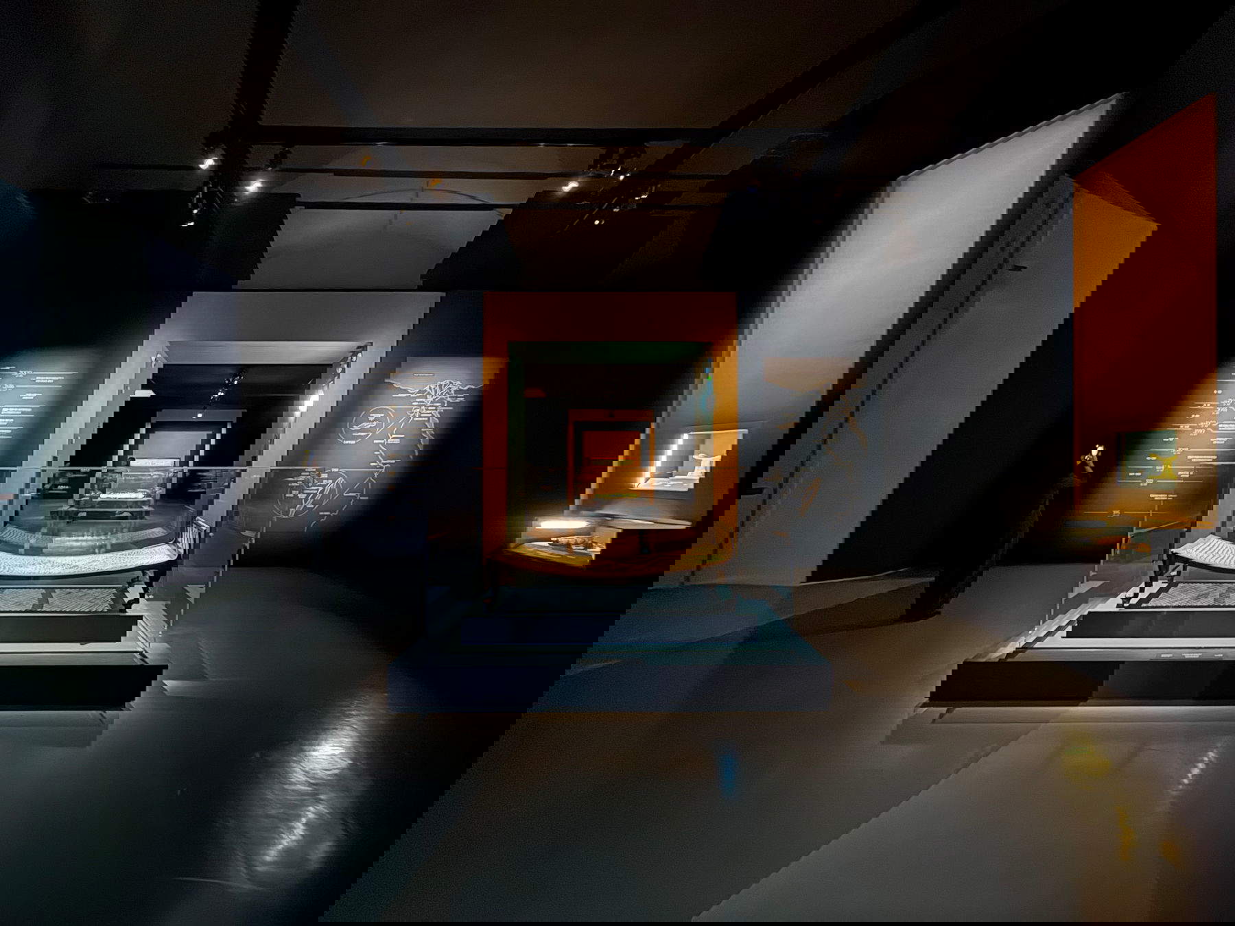 Montaje de la exposición. Fotos: Monkeys Video Lab