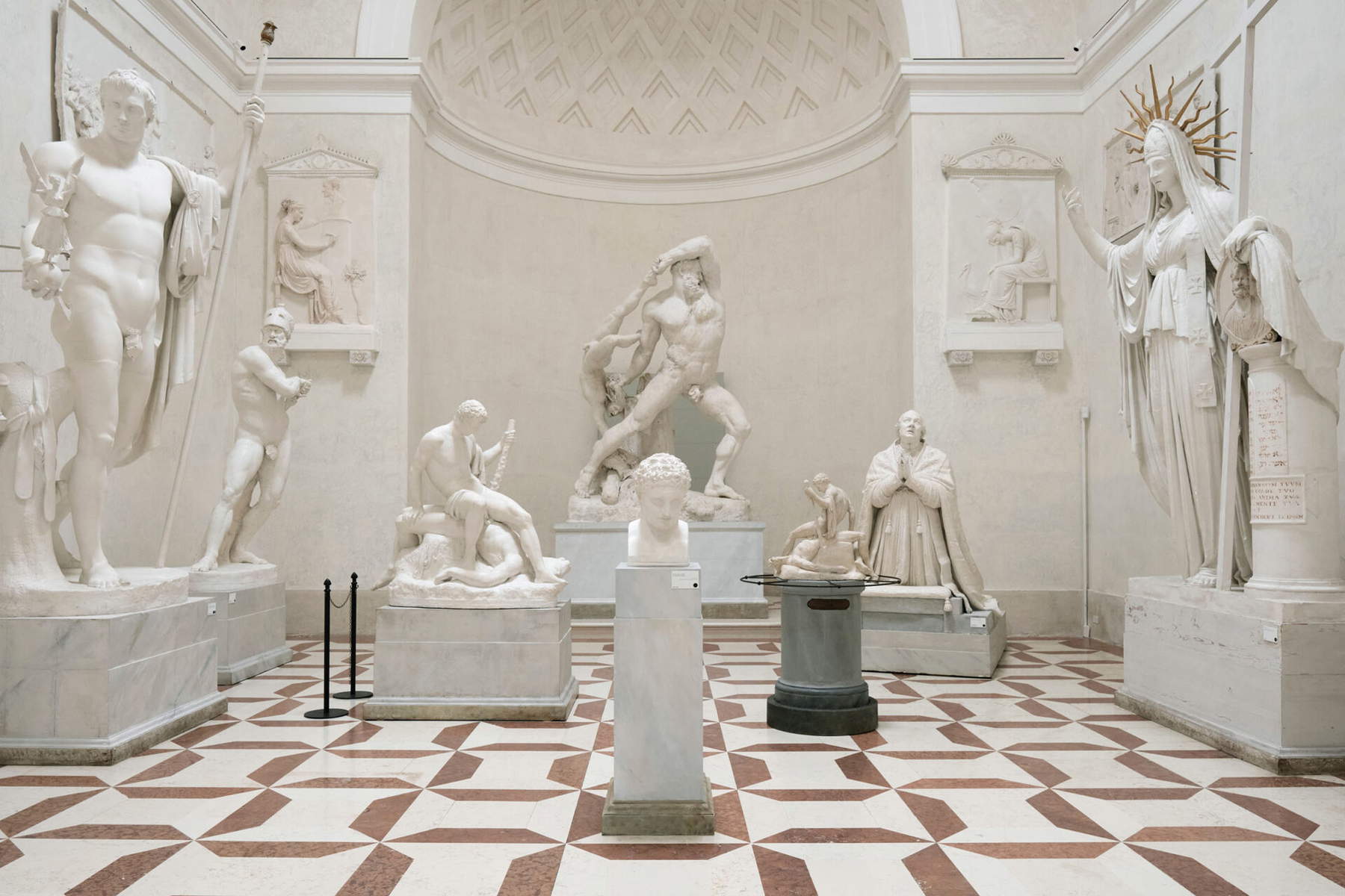 Preparación de la exposición Canova e la nascita della scultura moderna, Possagno, Museo Gypsotheca Antonio Canova.