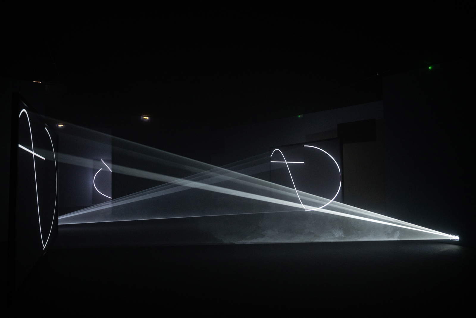 Reggia di Venaria setzt Zusammenarbeit mit Tate UK mit Lichtskulpturen von Anthony McCall fort
