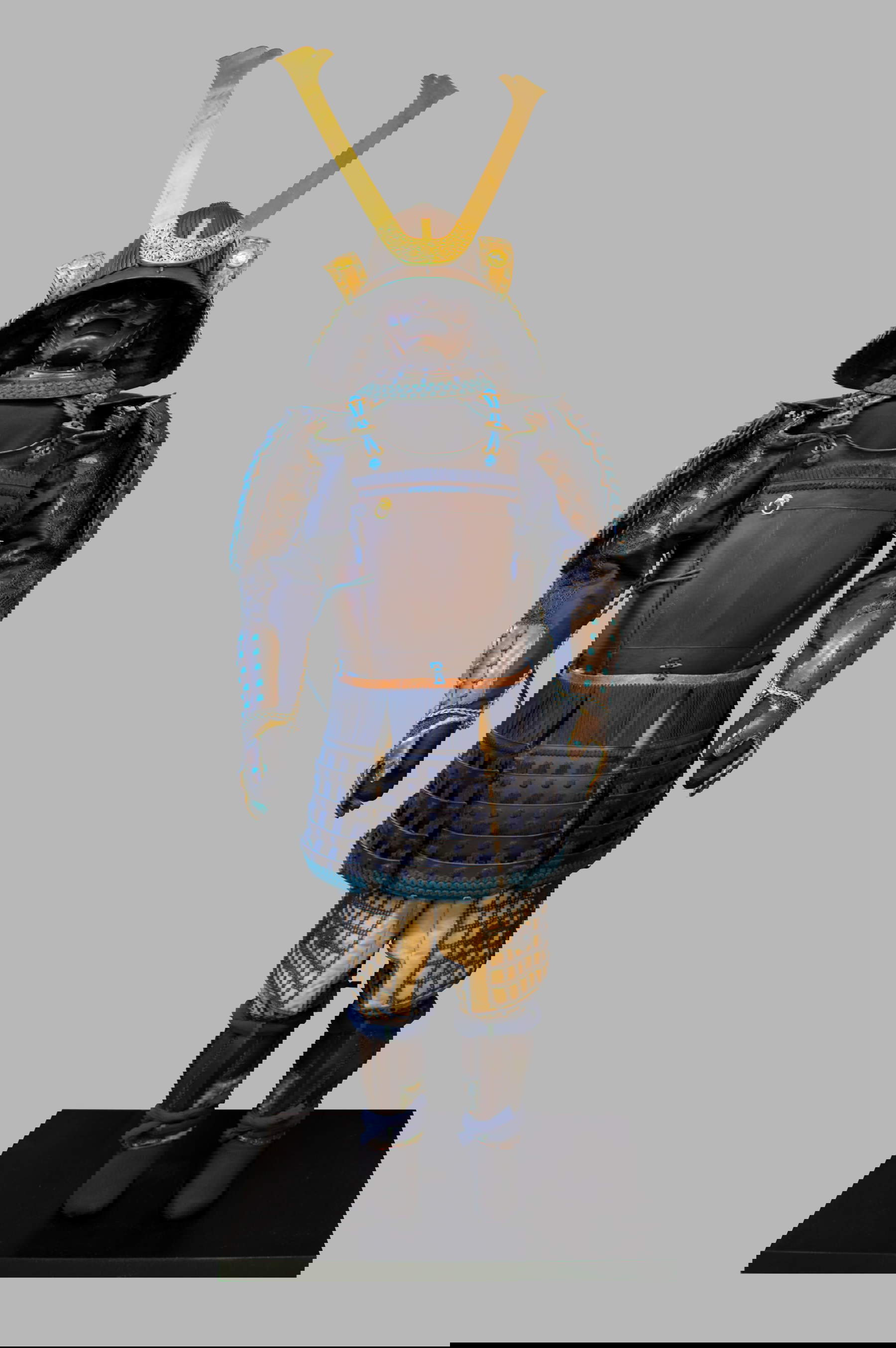 Samurai-Rüstung nach der Restaurierung