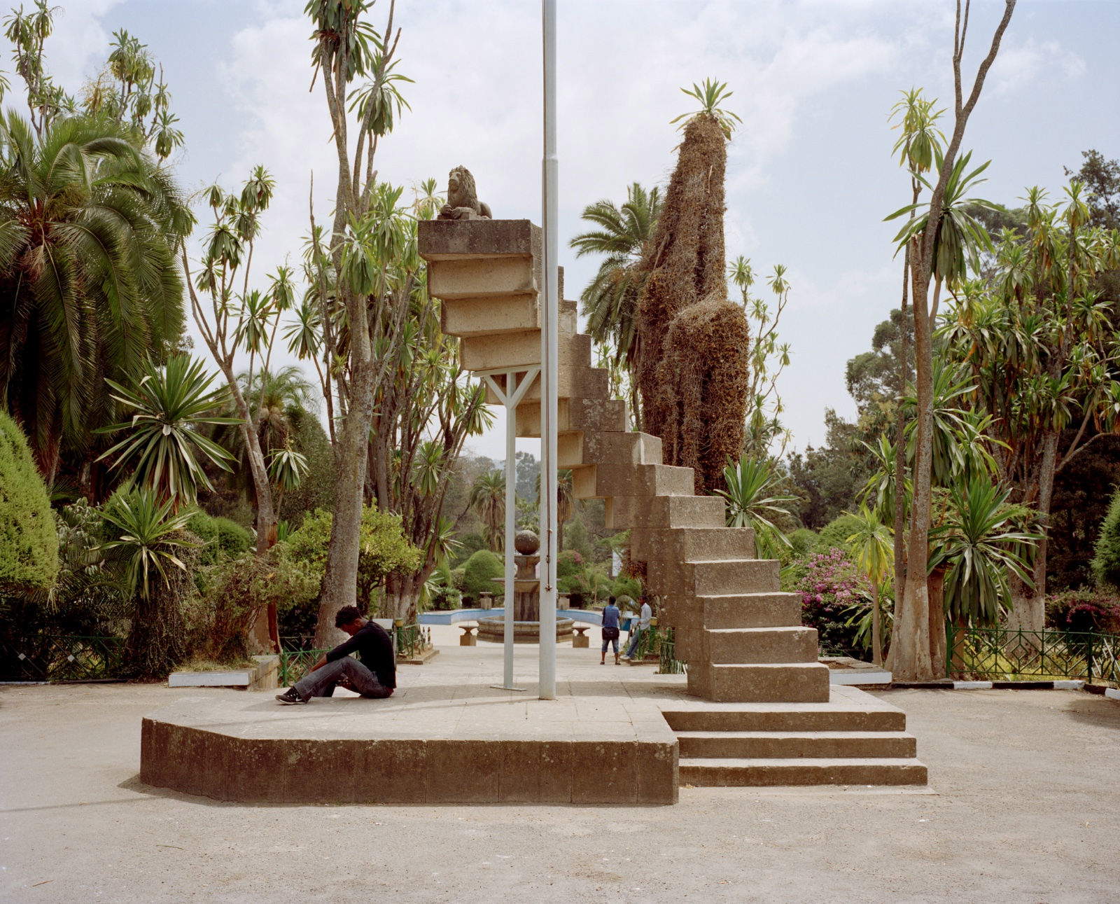 Armin Linke, Withdrawals. Photo: Coco District