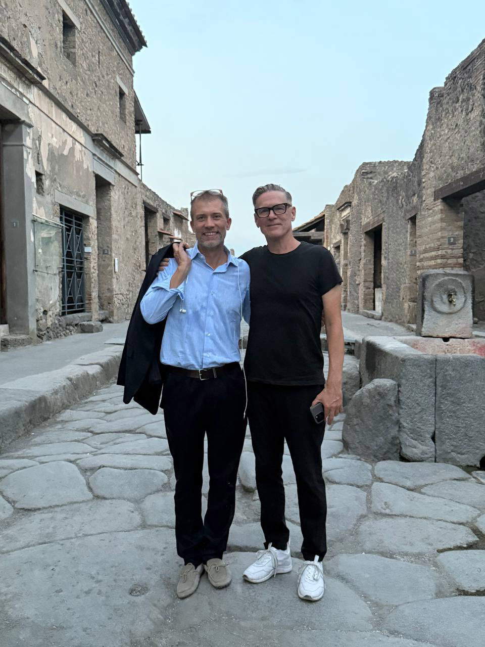 Bryan Adams in visita a Pompei