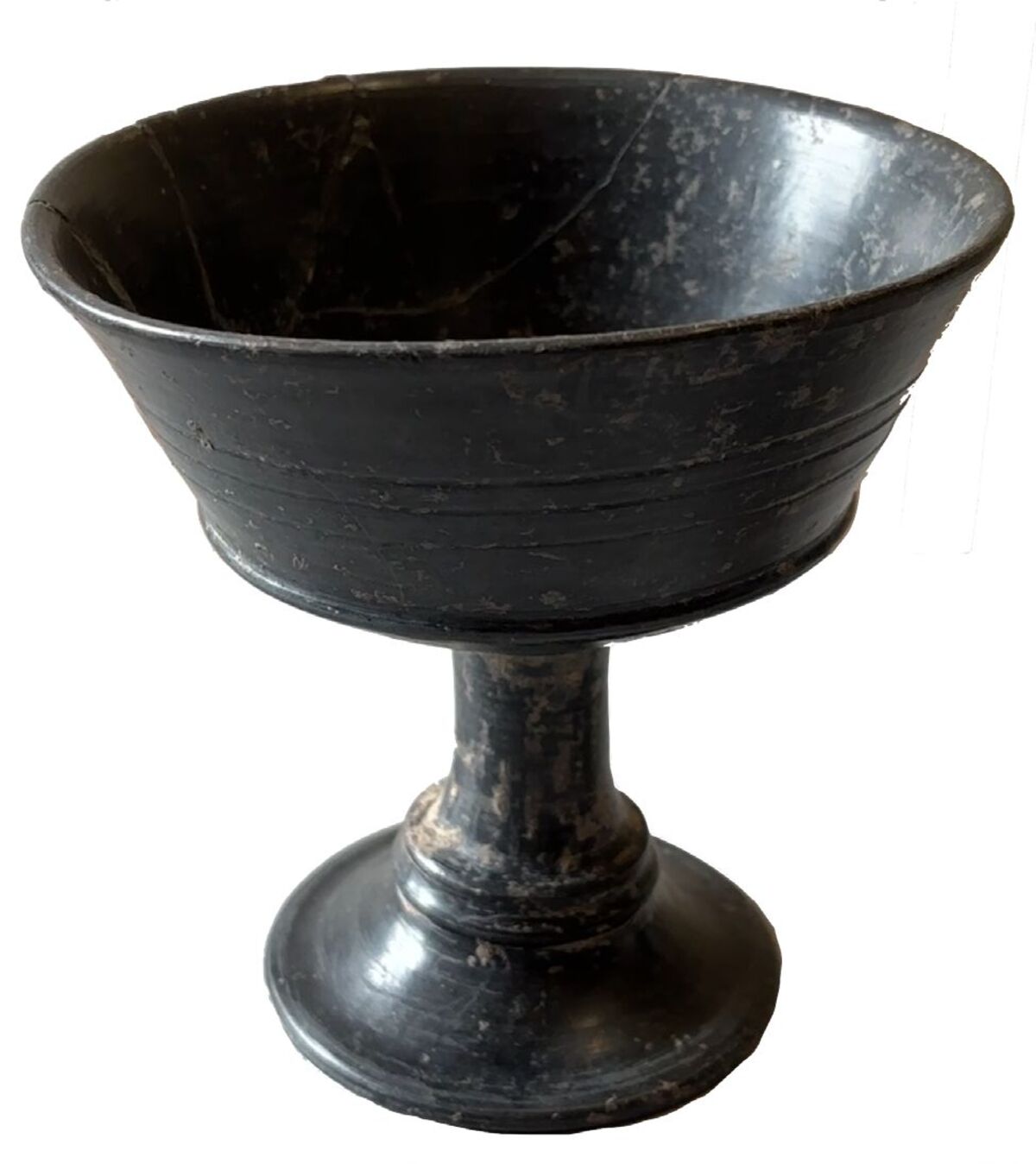 Black bucchero chalice (6th cent. BCE, Etruscan production, probably Vulci, 14.5 cm)