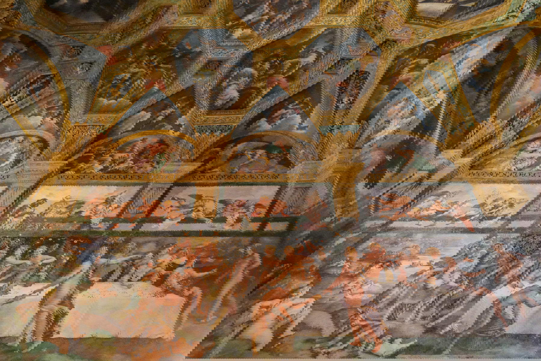 Début de la restauration du plafond de la Chambre de Cupidon et Psyché au Palais Te à Mantoue