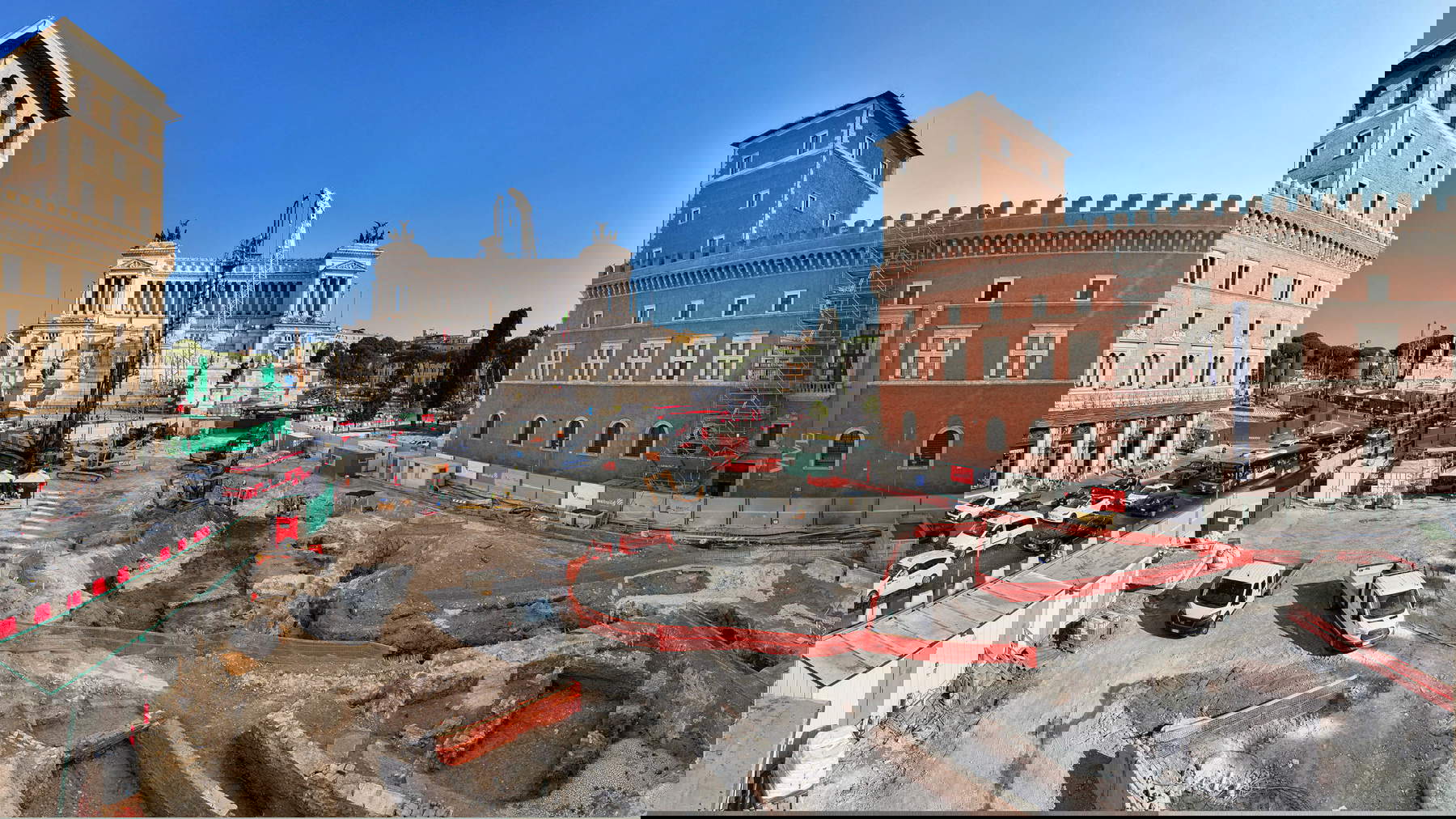 Cantiere in Piazza Venezia