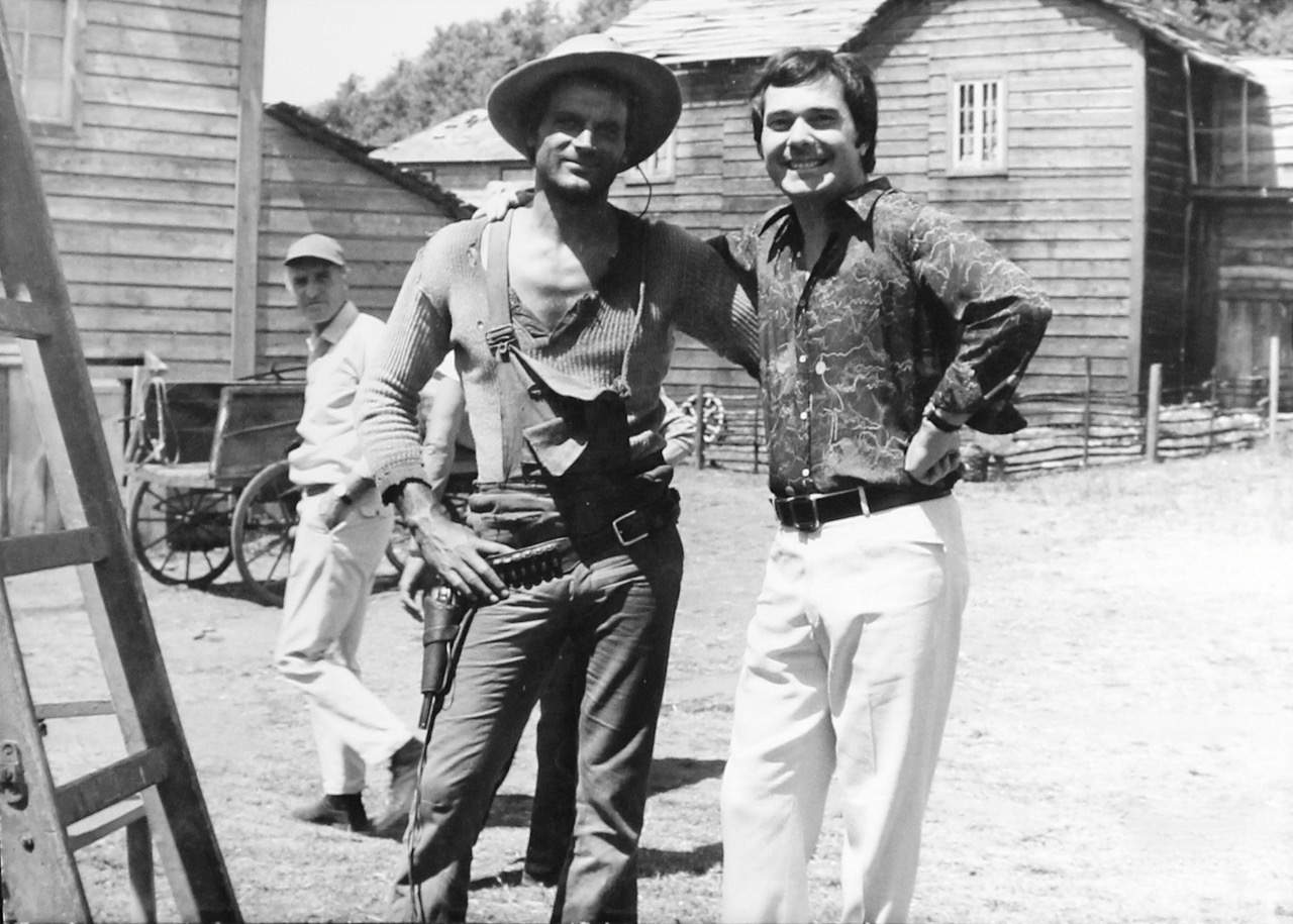 Renato Casaro con Terence Hill sul set di Trinità