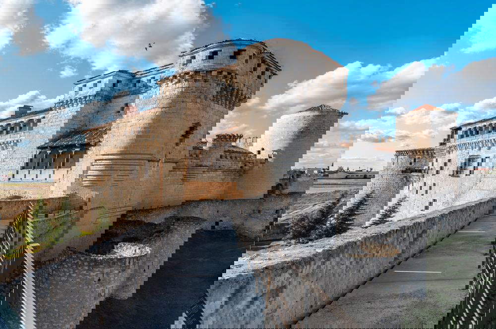 その他 Discoveries Spain: Castles Cathedrals &amp; Roman Ruin [DVD] Olvera Castle - Castillo de Olvera - Atlas Obscura