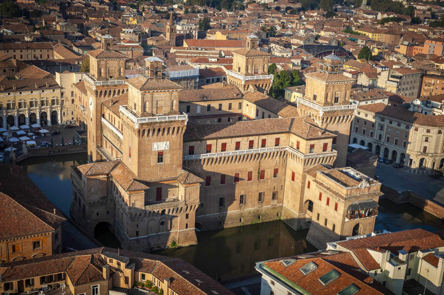 Ferrara, il Castello Estense rimarrà completamente accessibile fino a gennaio 2026, prima dell'inizio dei lavori 