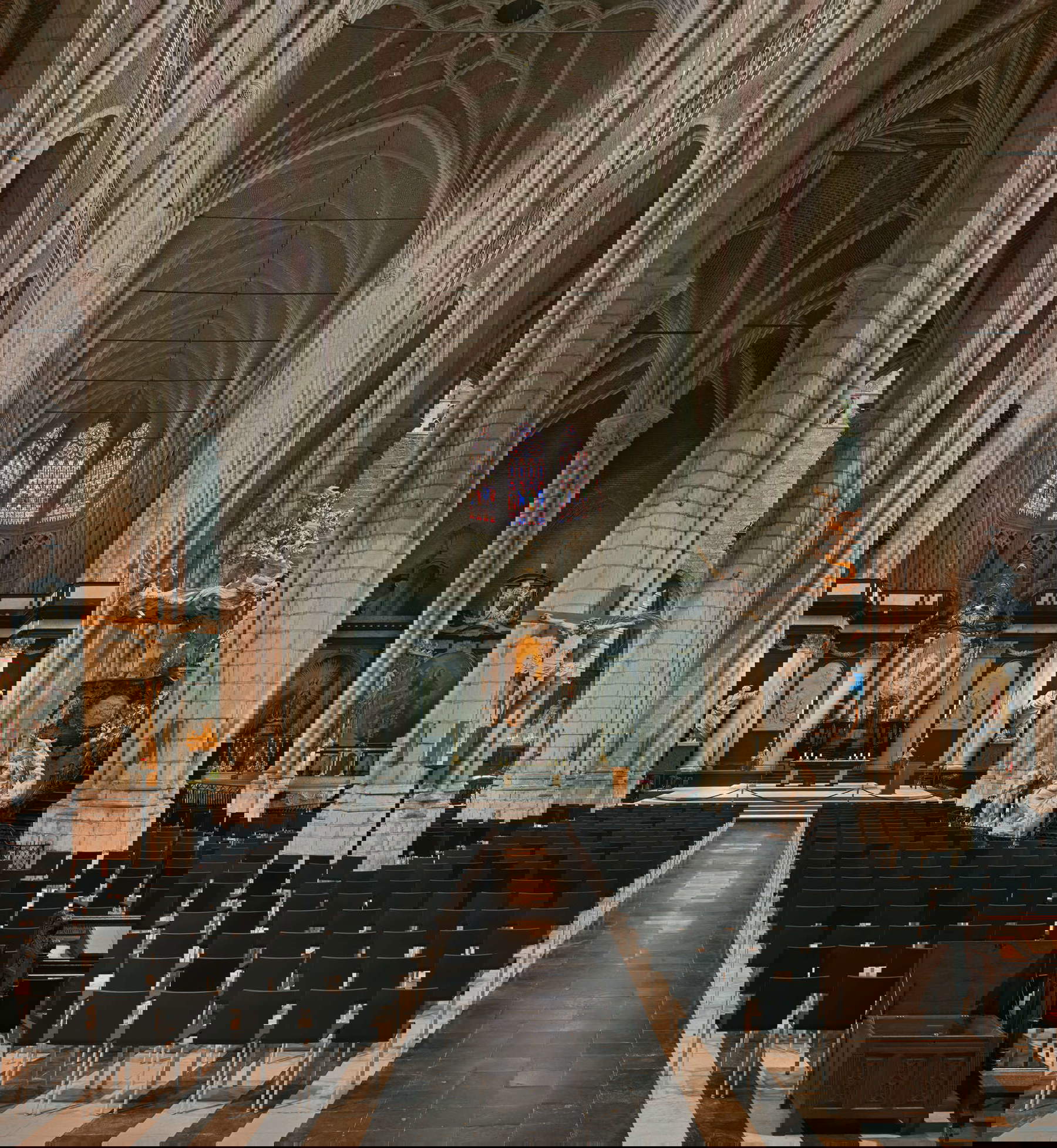 Interno della Cattedrale di San Bavone. Foto: Art in Flanders