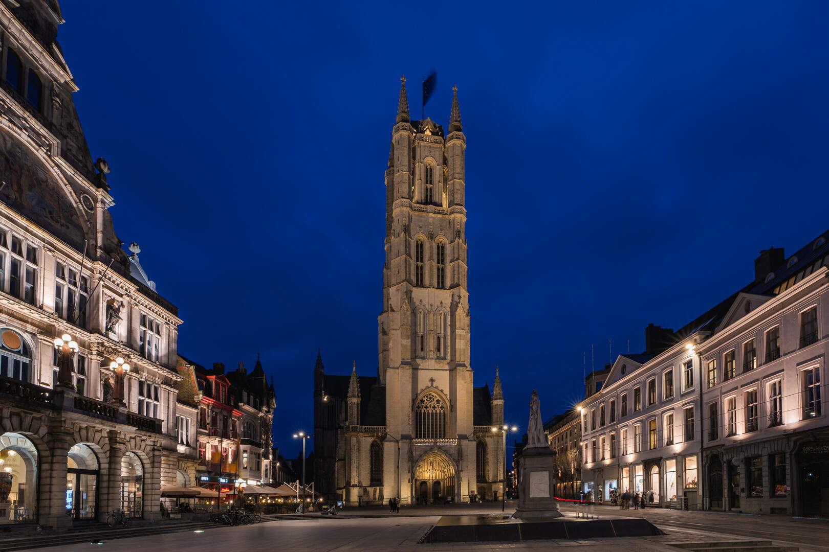 Die Kathedrale St. Bavon in Gent: Gotik, Barock und unsterbliche Meisterwerke