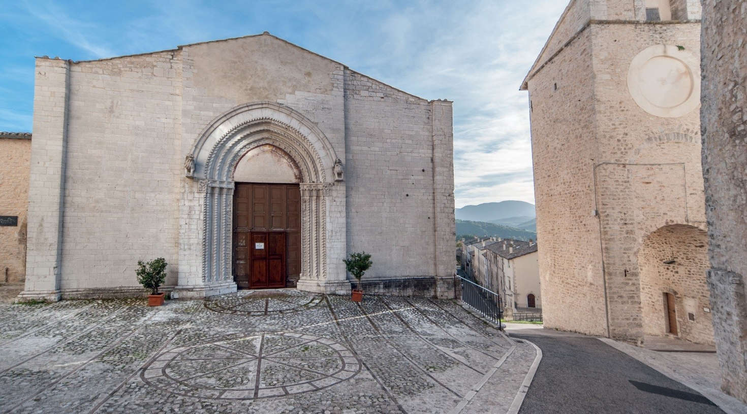 Monteleone di Spoleto, die Kirche San Francesco wird nach dem Erdbeben 2016 wiedereröffnet