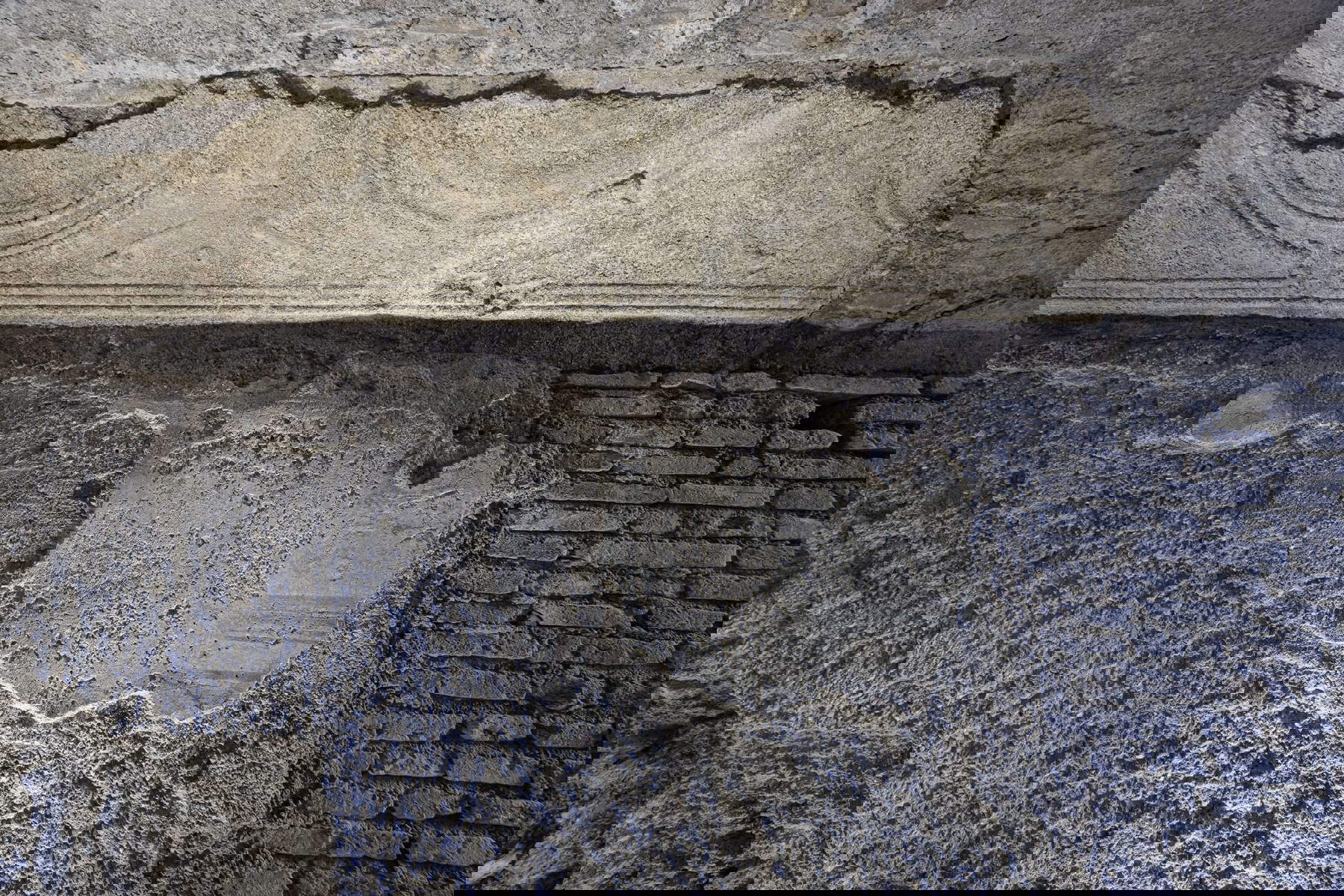 Decoración mural de estuco. Foto: Simona Murrone / Parque Arqueológico del Coliseo