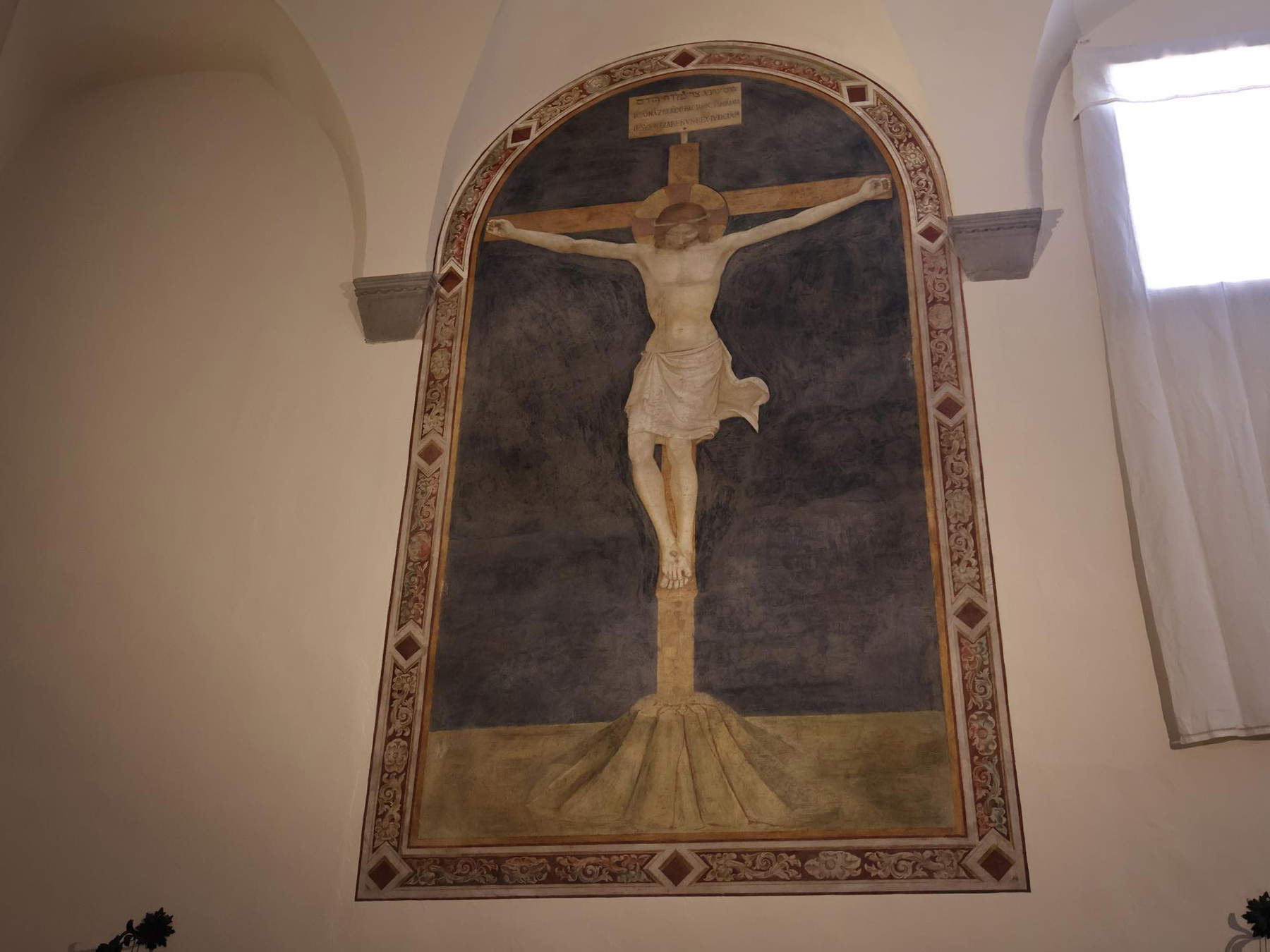 Fiesole, Crucifixión monumental de Beato Angelico. Sala Capitular del Convento de San Domenico.