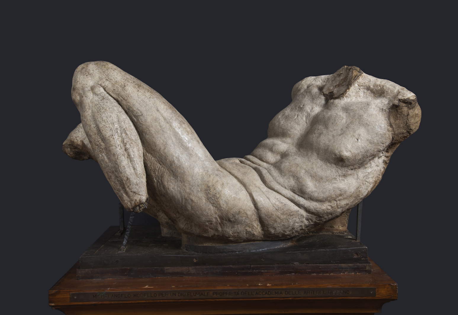 Le Dieu du fleuve de Michel-Ange après restauration