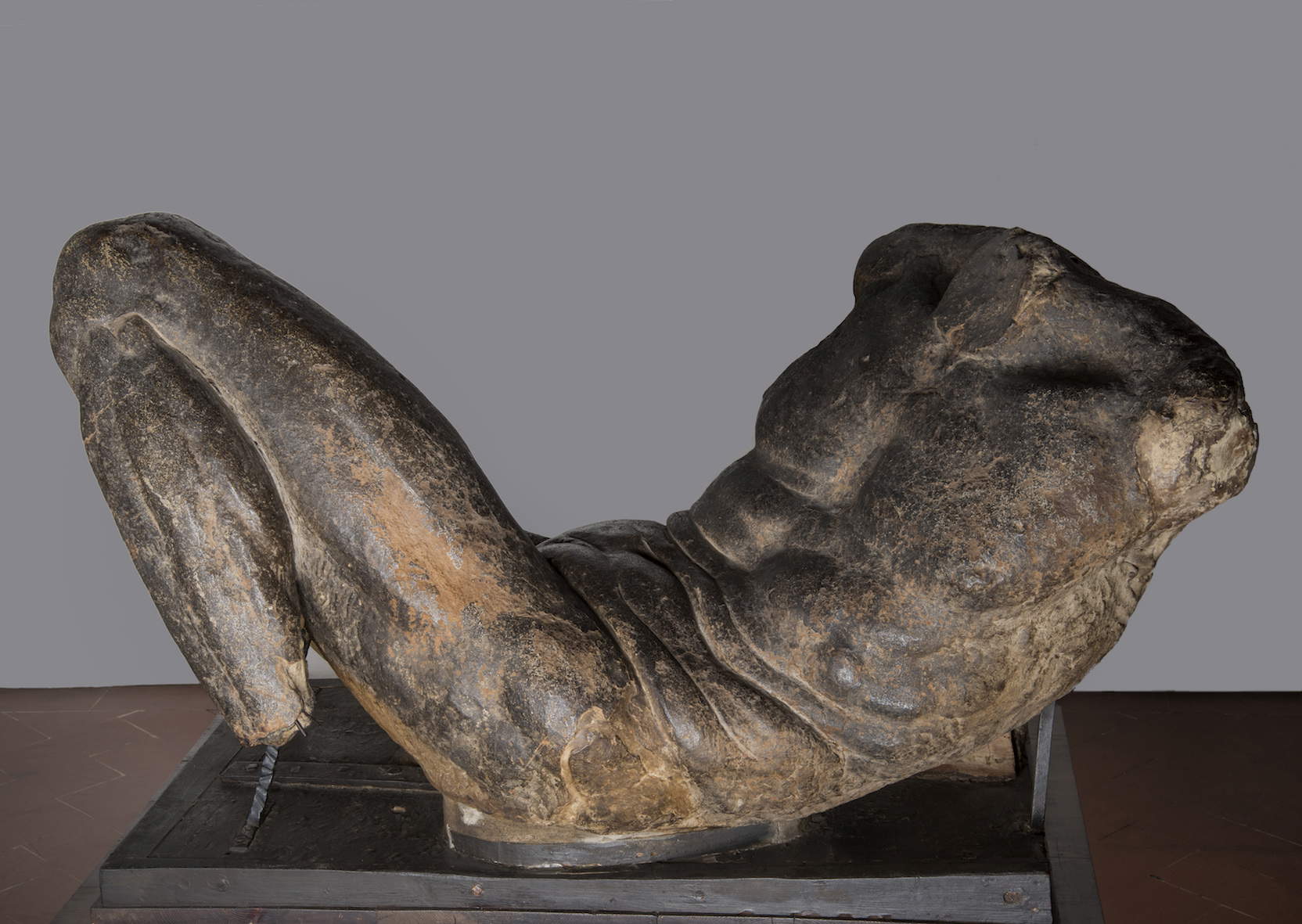 Le Dieu du fleuve de Michel-Ange avant restauration