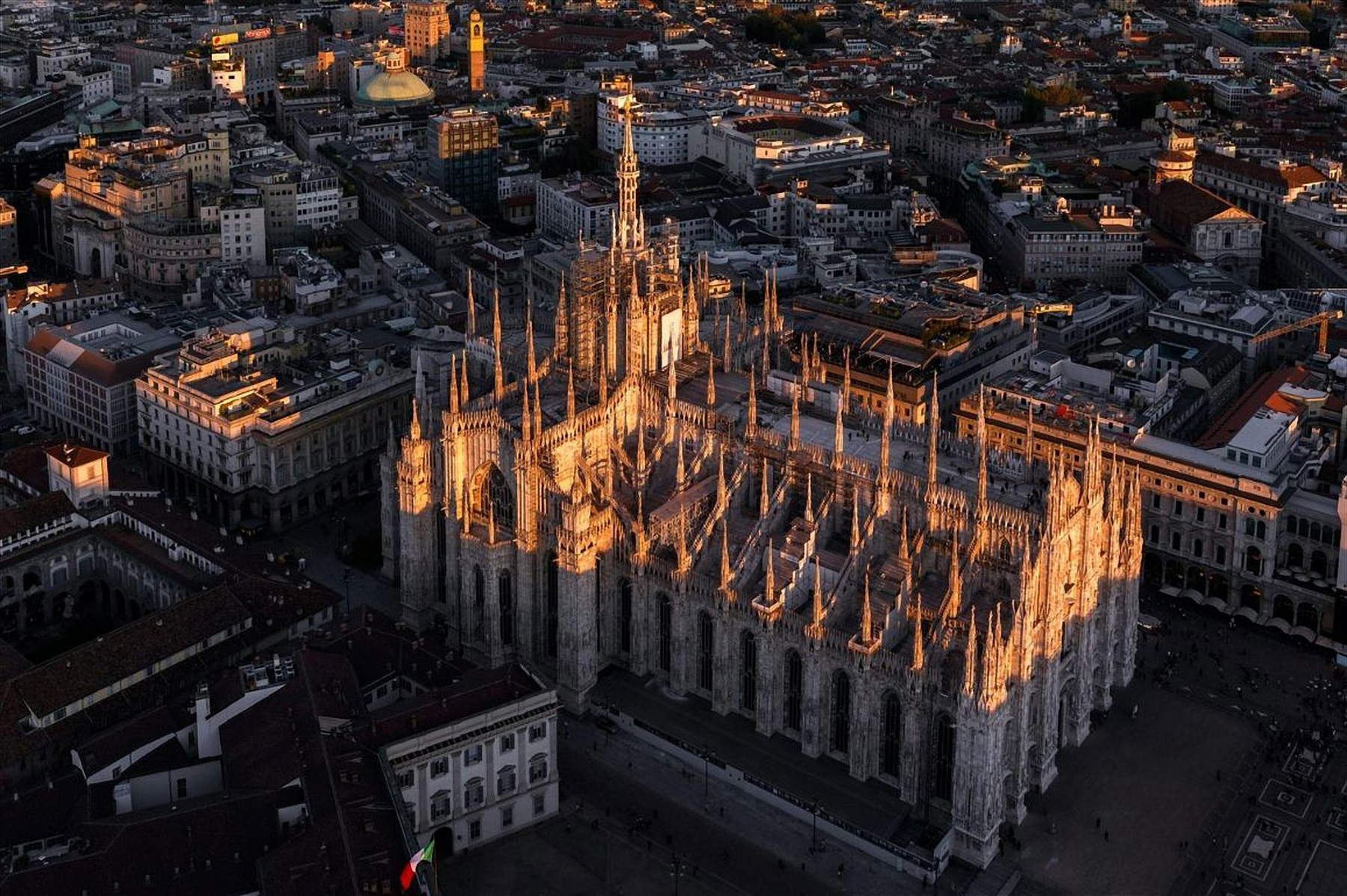 Il Duomo di Milano visto dall&rsquo;alto. Foto: joecrupier - Pixabay