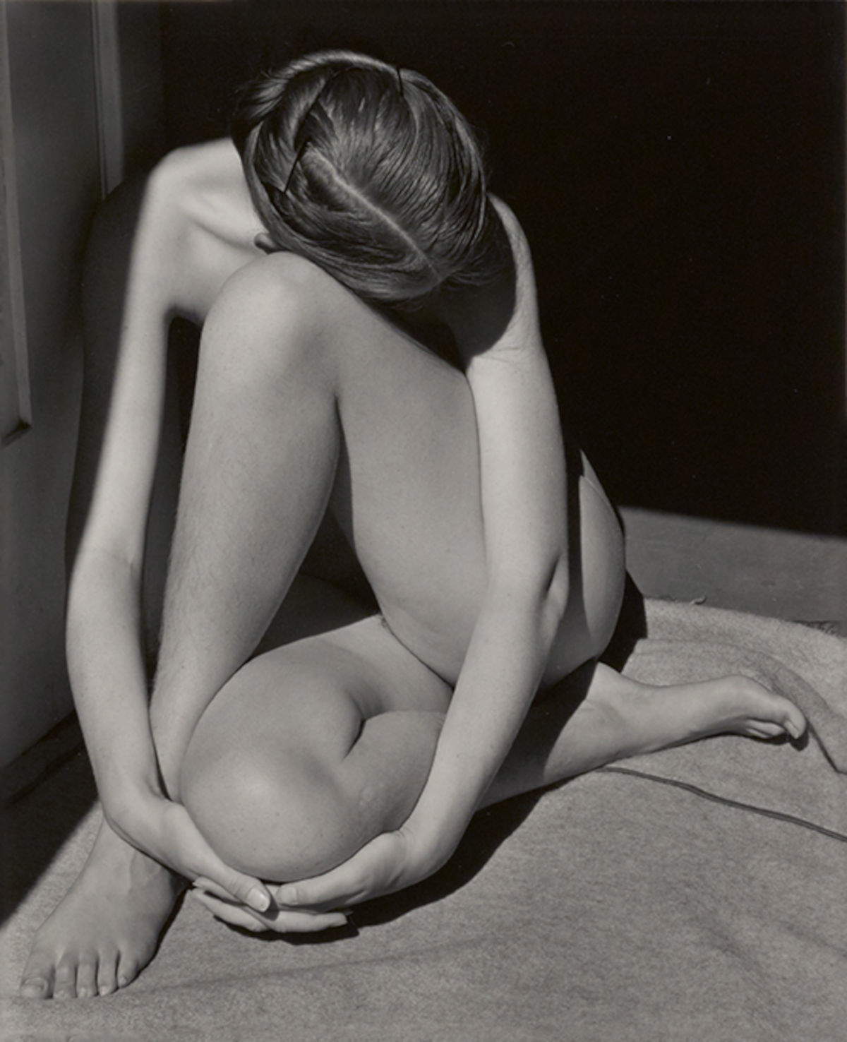 Edward Weston, Desnudo (1936; impresión en gelatina de plata, Center for Creative Photography, The University of Arizona. Gift of Estate of A. Richard Diebold, Jr) &copy; Center for Creative Photography, Arizona Board of Regents.