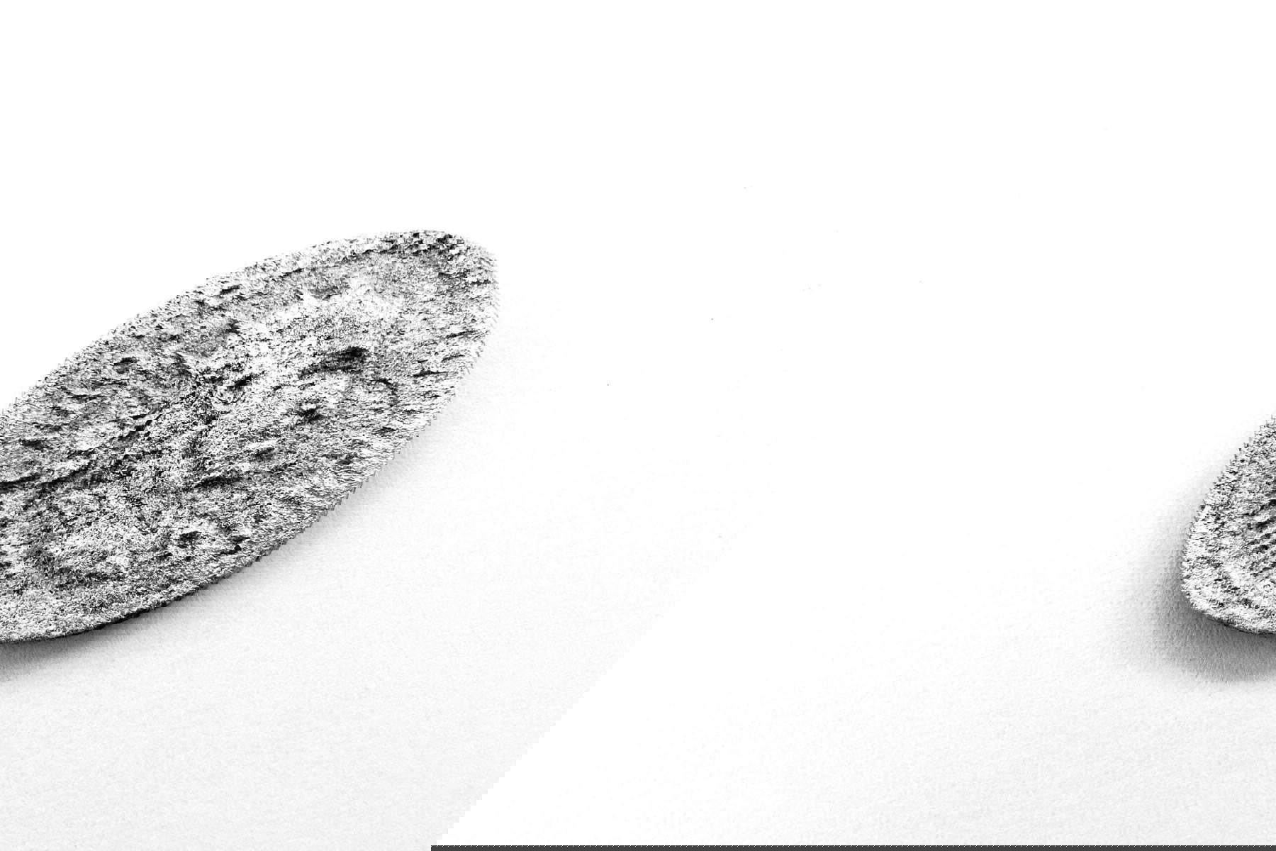 Nuovo ritrovamento a Egna: una delle cinque monete rinvenute, una moneta d'argento dell'imperatore romano Decio (249-251 d.C.). Foto: USP/Ufficio Beni archeologici della Soprintendenza provinciale ai Beni culturali Nuovo ritrovamento a Egna: una delle cinque monete rinvenute, una moneta d'argento dell'imperatore romano Decio (249-251 d.C.). Foto: USP/Ufficio Beni archeologici della Soprintendenza provinciale ai Beni culturali